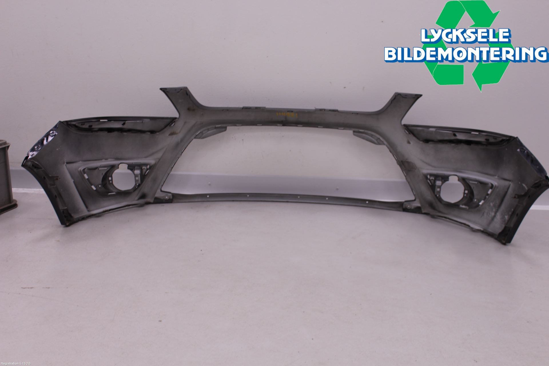 Ford KUGA 08-12 Stötfångarbeklädnad Fram
