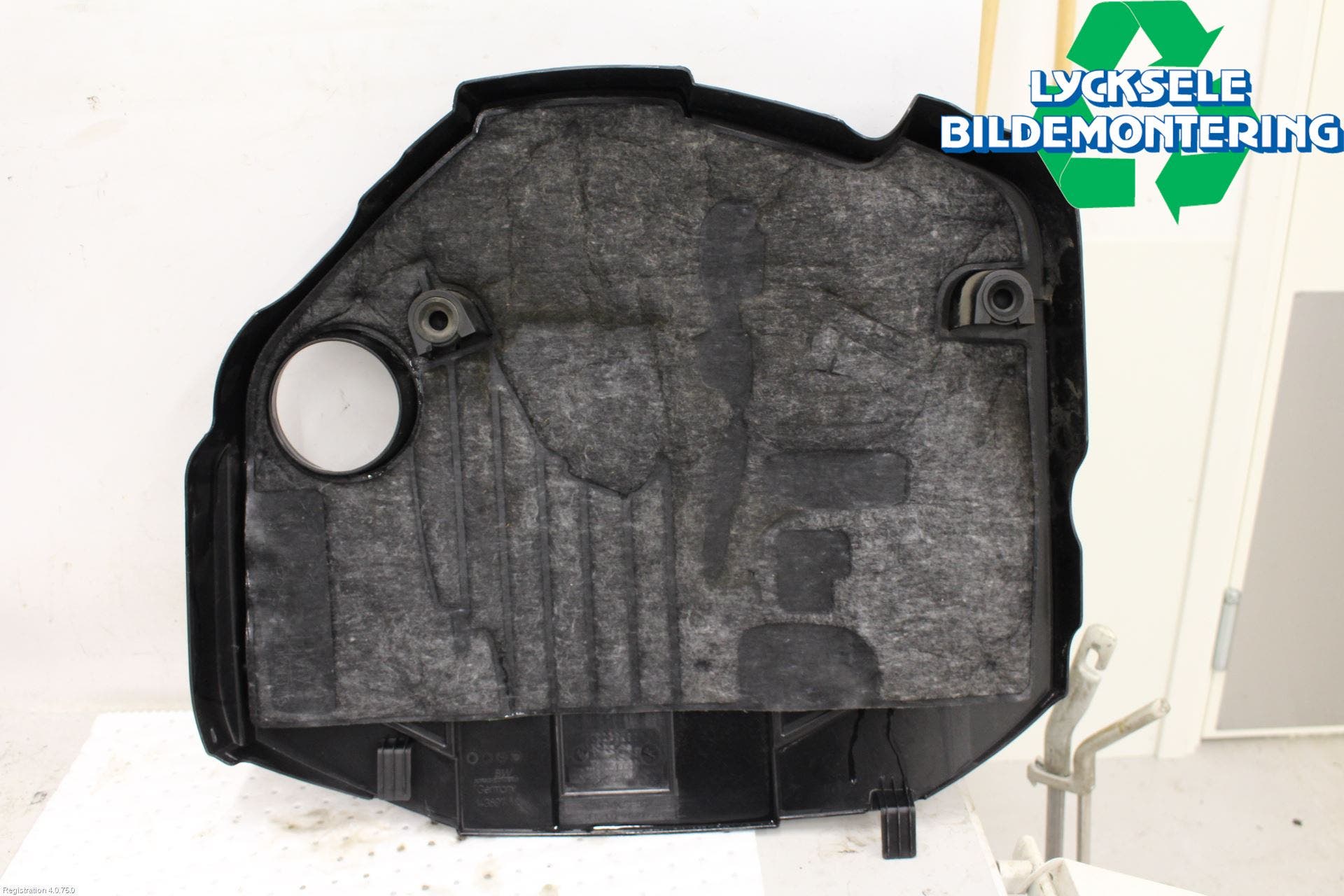 BMW X1 E84 10-15 Motorkåpa