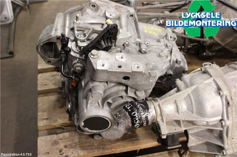 Volkswagen VW PASSAT 05-11 Växellåda Man 6 Vxl