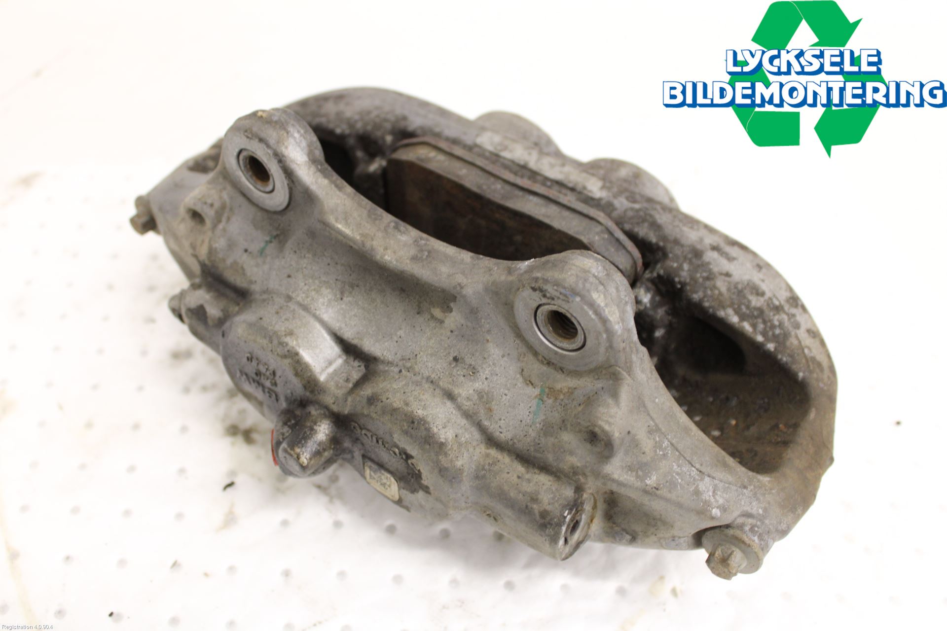 BMW 4 F32/F33/F82/F83 13-20 Bromsok Fram Vänster