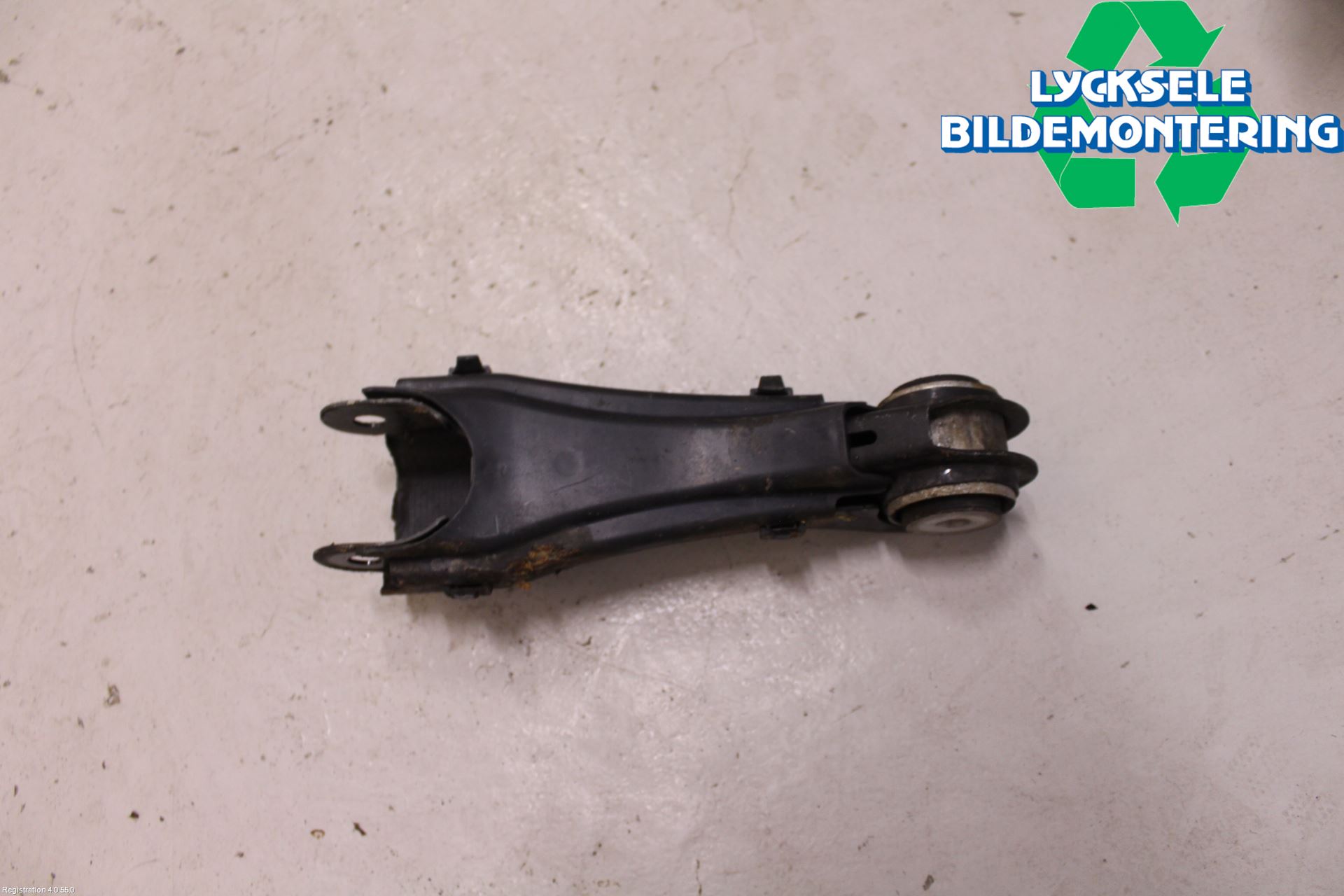 Mercedes-Benz MB A-KLASS (W177) 18- Bärarm Bak Vänster