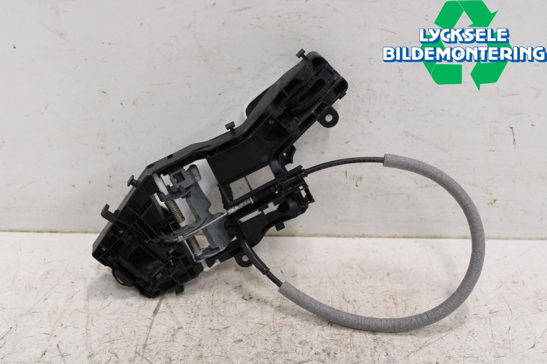 Volkswagen VW PASSAT 15-19 Dörrhandtag Yttre Vä