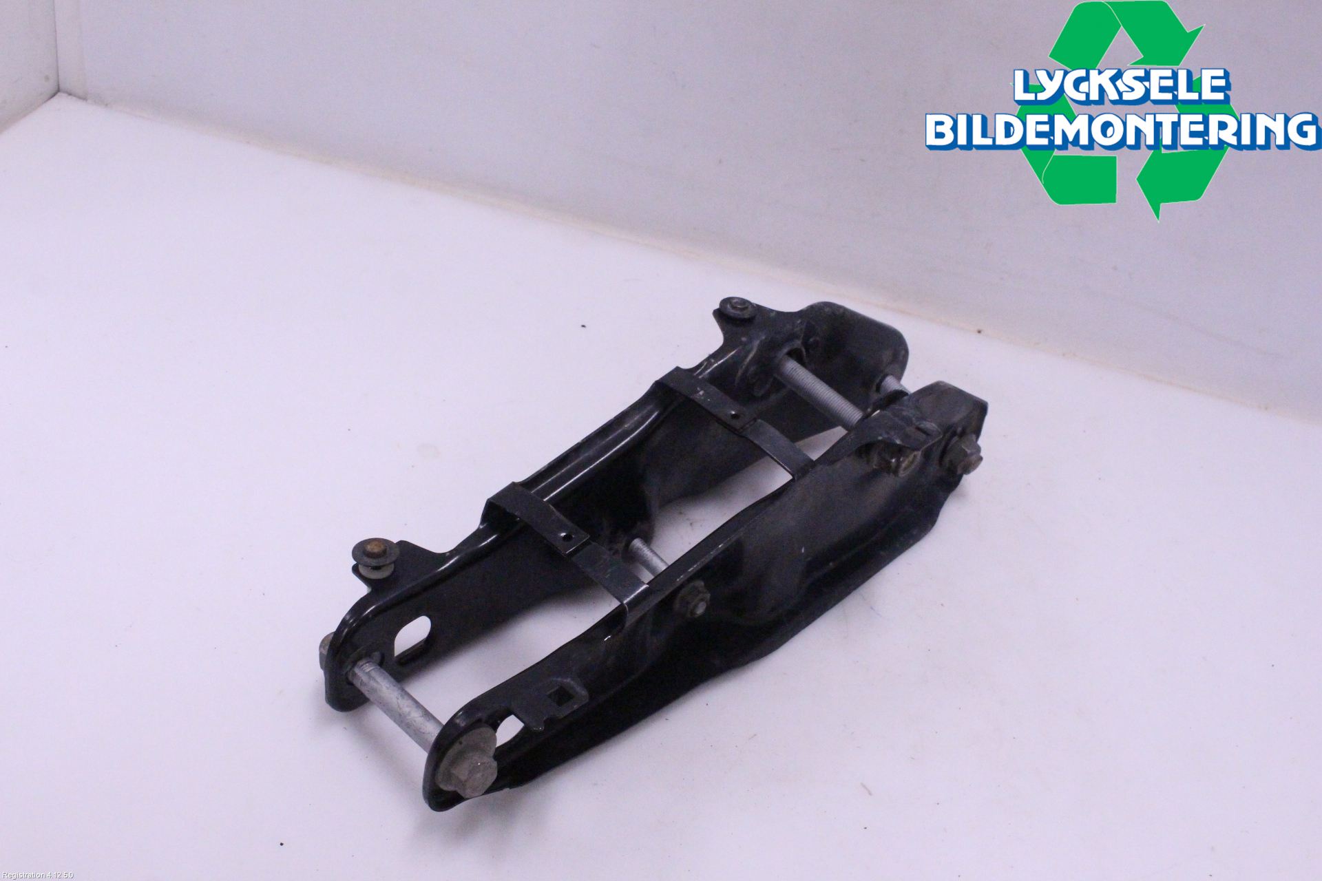 BMW 5 G30/G31/F90 17-23 Bärarm Bak Höger