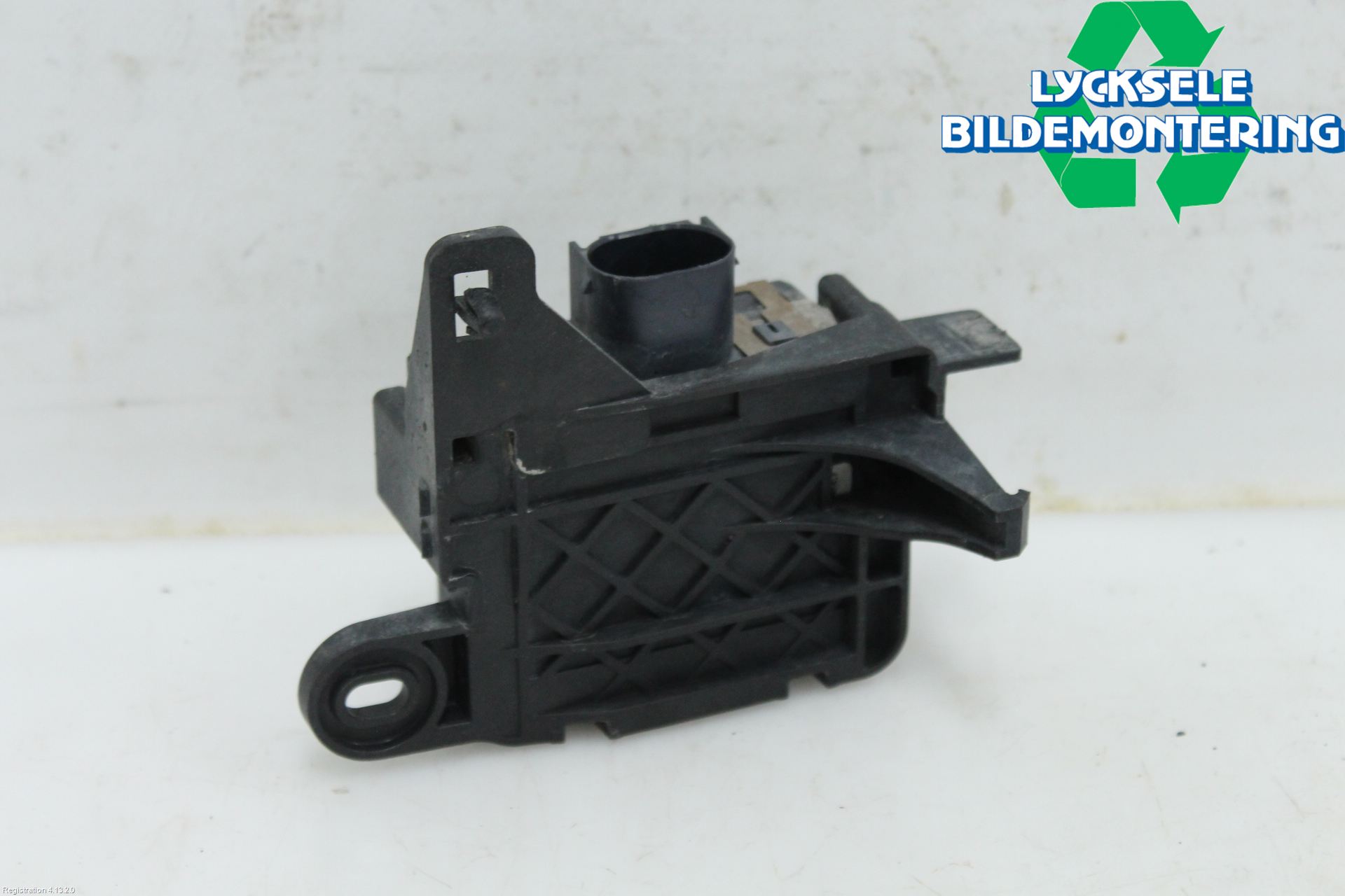 Volkswagen VW PASSAT 15-19 Sensor Aktivt Kollisionsskydd