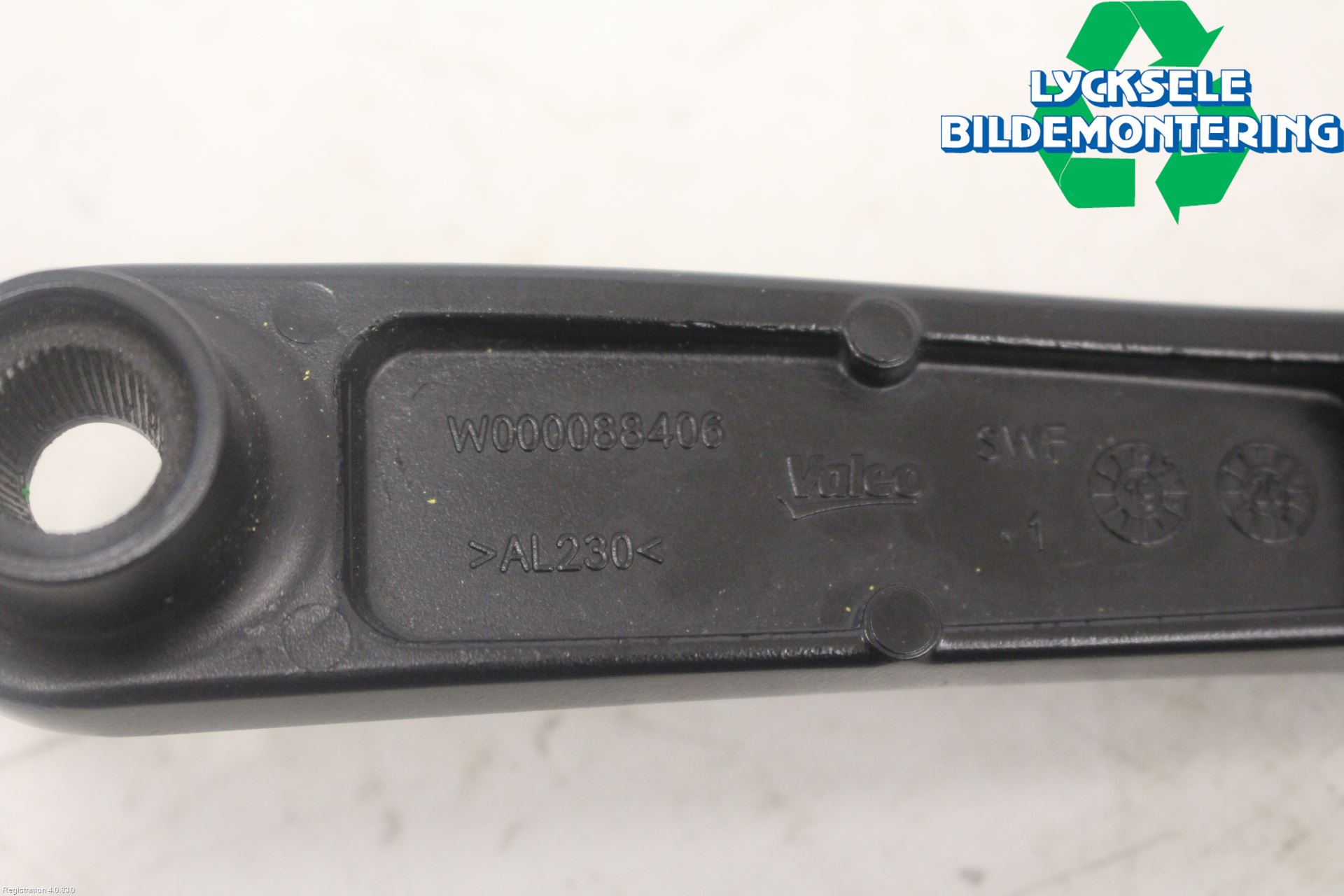 Audi A6 F2/C8 19- Torkararm Armar Vindruta