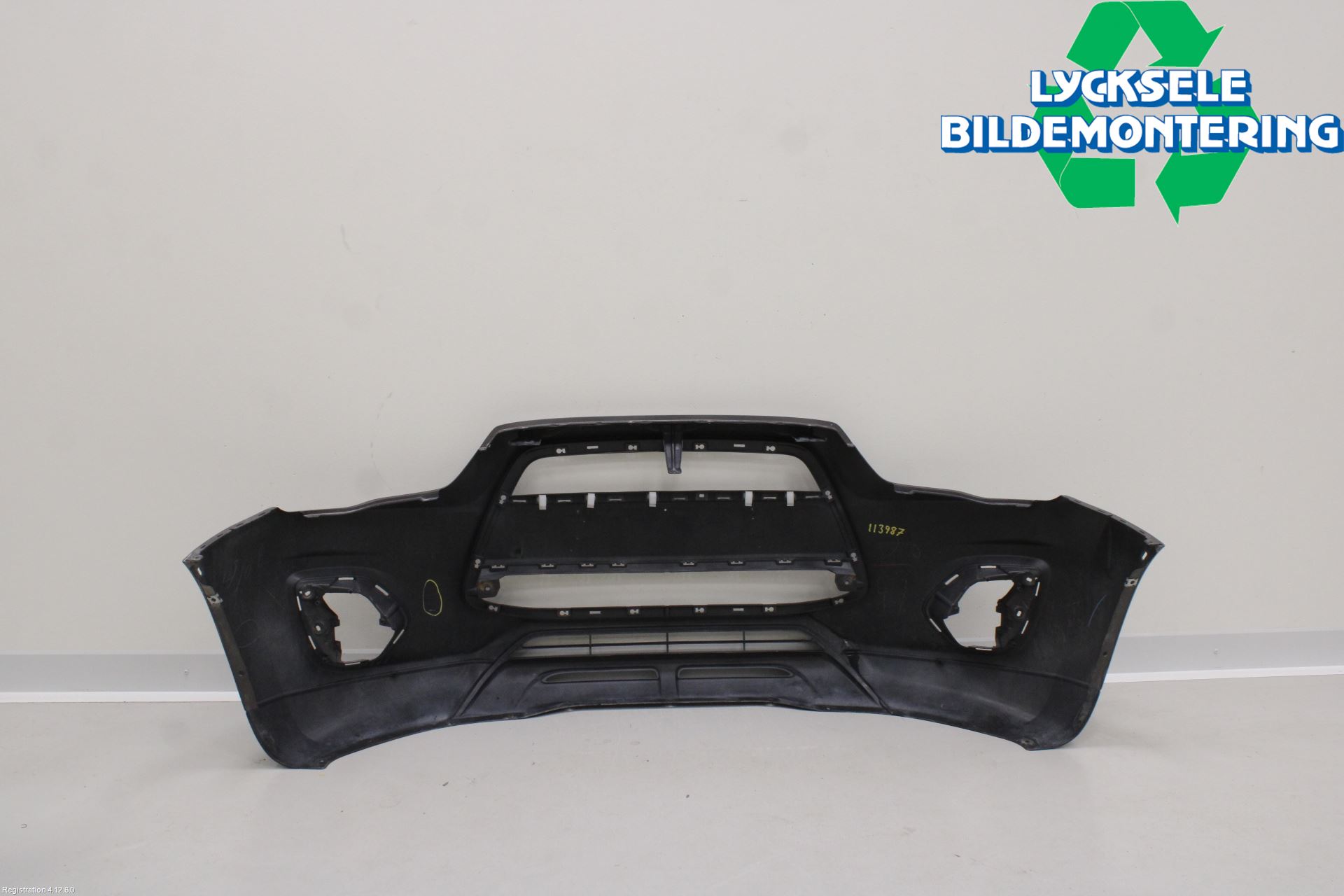 Mitsubishi ASX 10-22 Stötfångarbeklädnad Fram