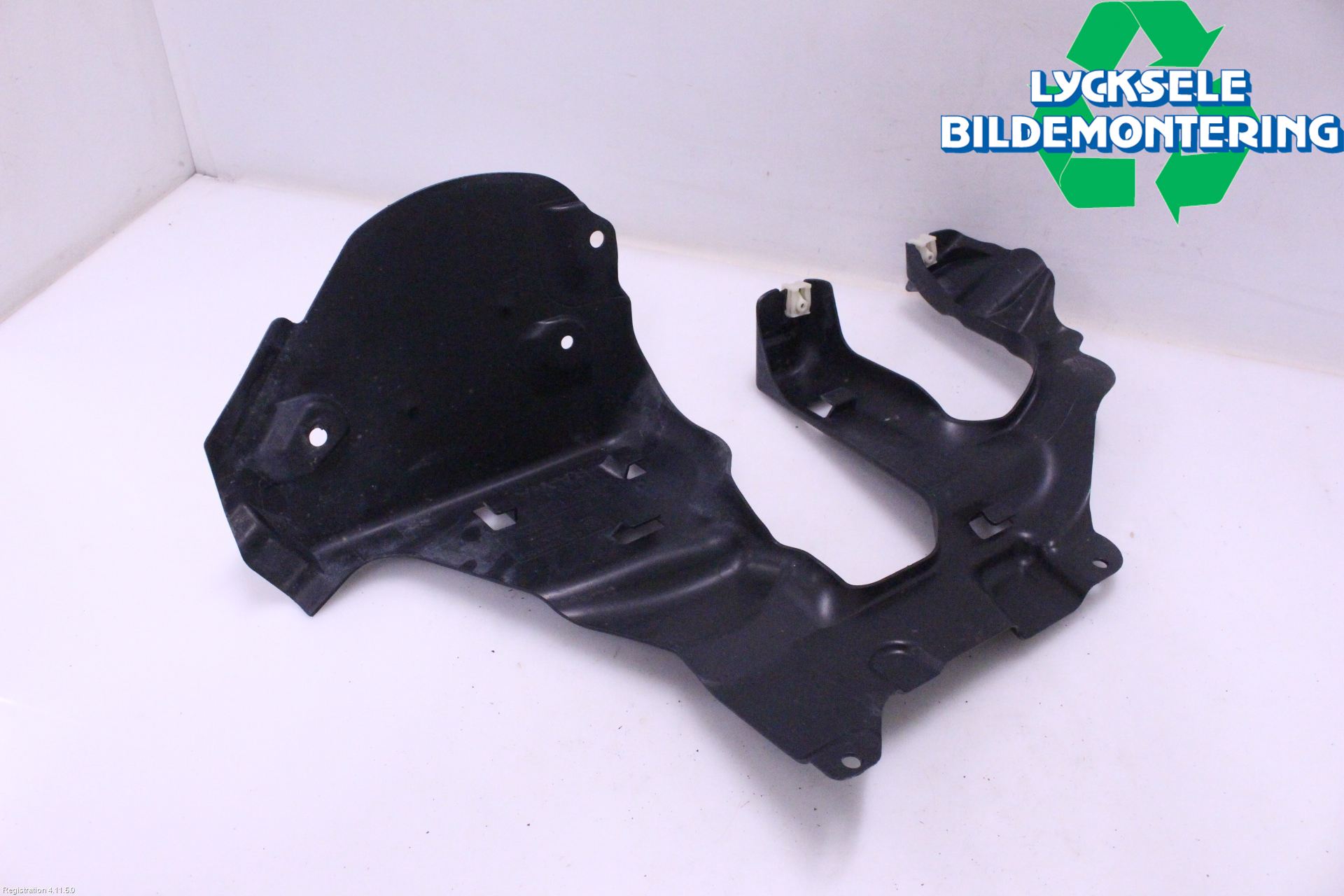 BMW 5 G30/G31/F90 17-23 Täckplast Front
