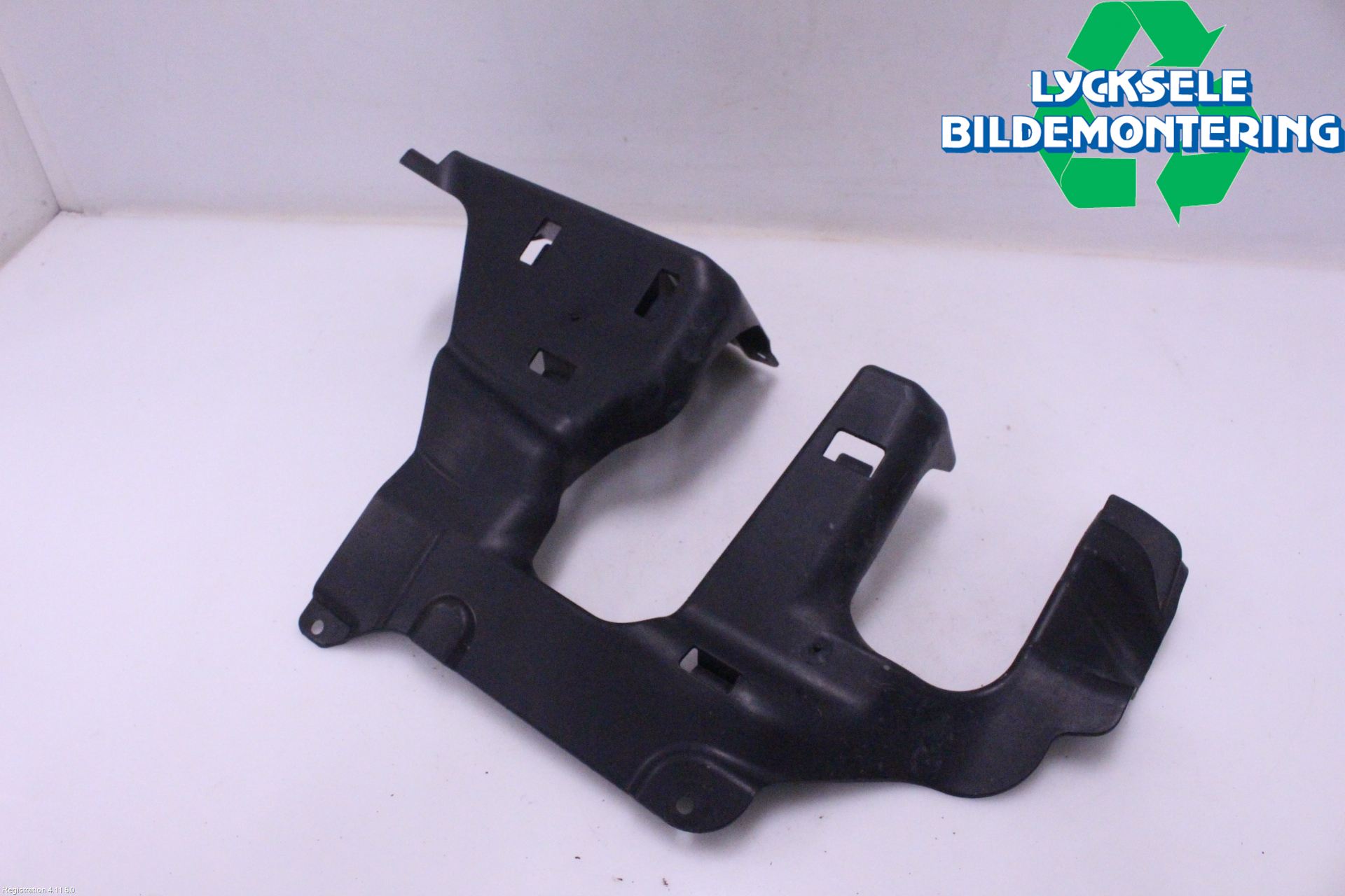 BMW 5 G30/G31/F90 17-23 Täckplast Front
