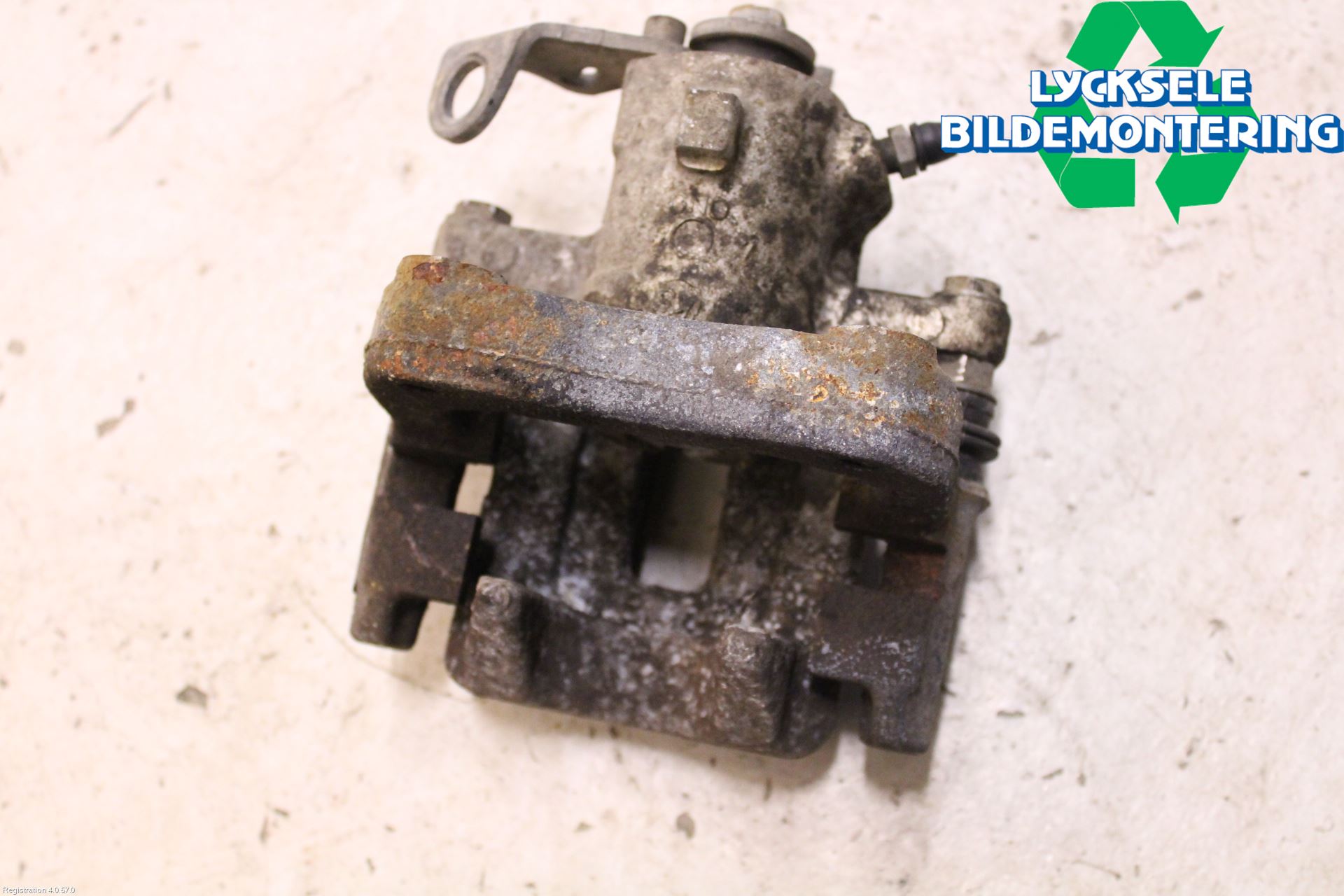 Volkswagen VW POLO 10-17 Bromsok Bak Vänster