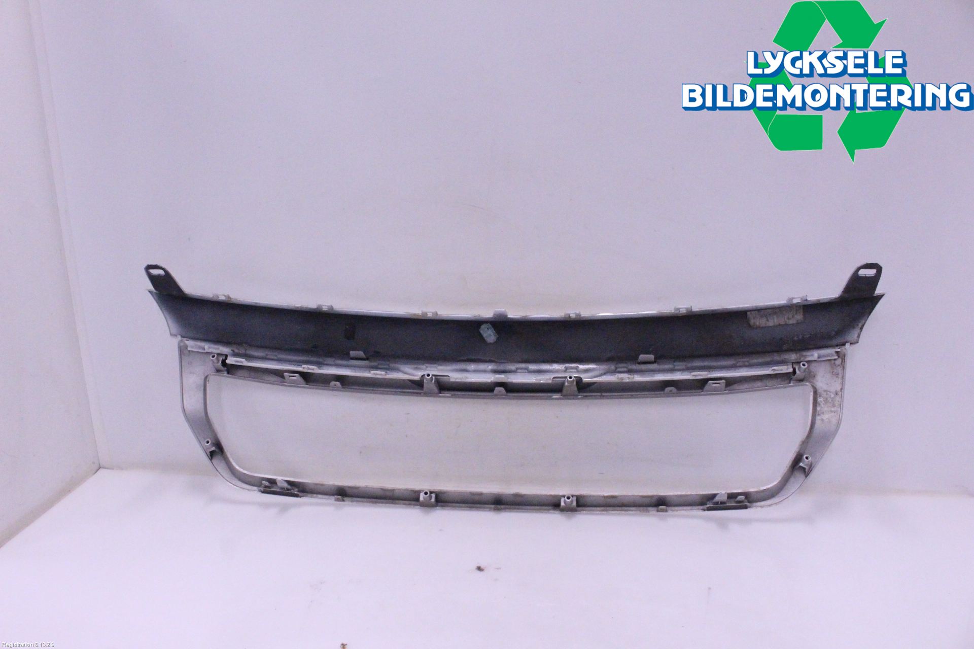 Peugeot PARTNER 16-18 Grillsarg