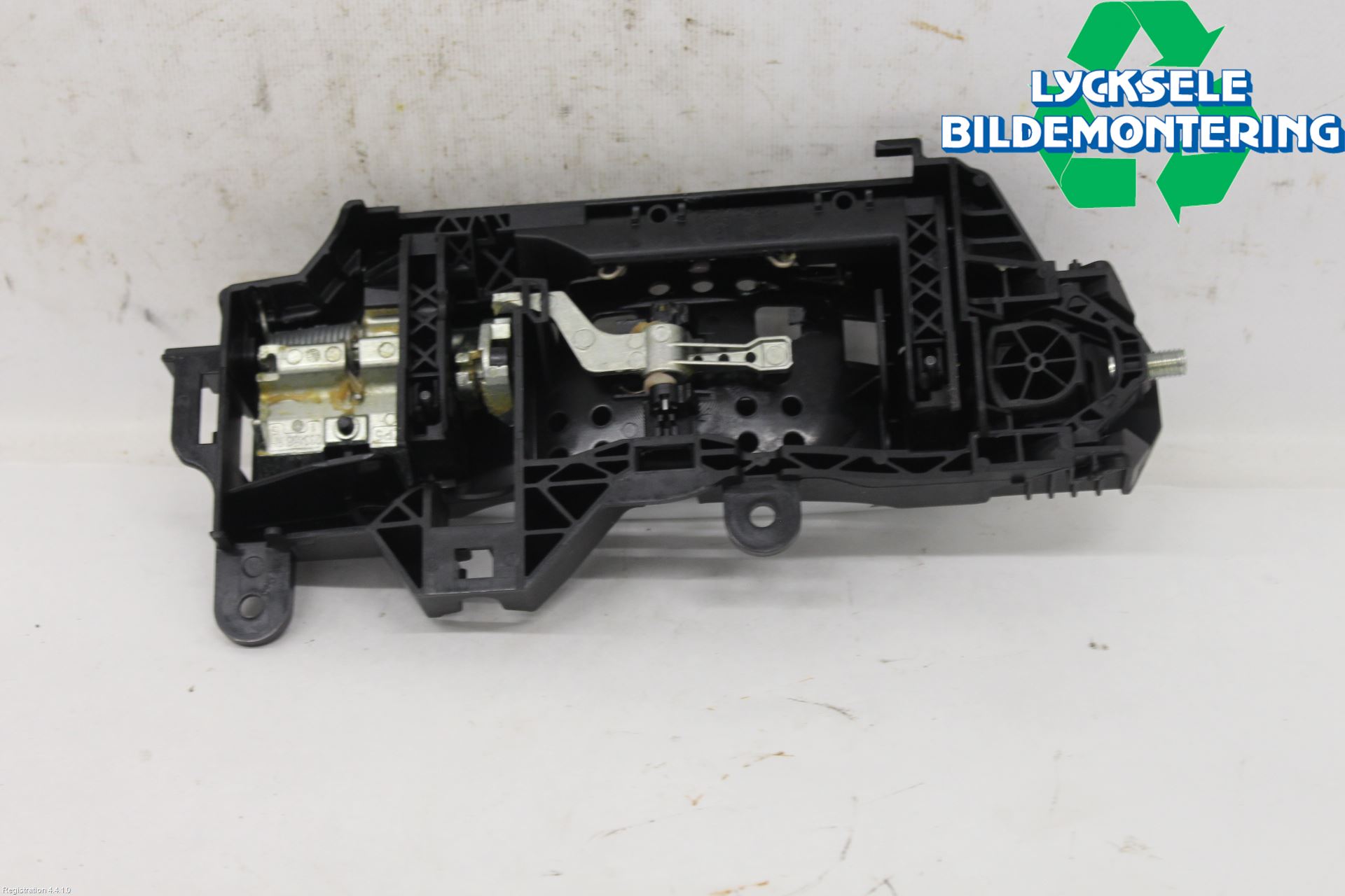 Audi A4/S4 B9 20- Dörrhandtag Yttre Hö