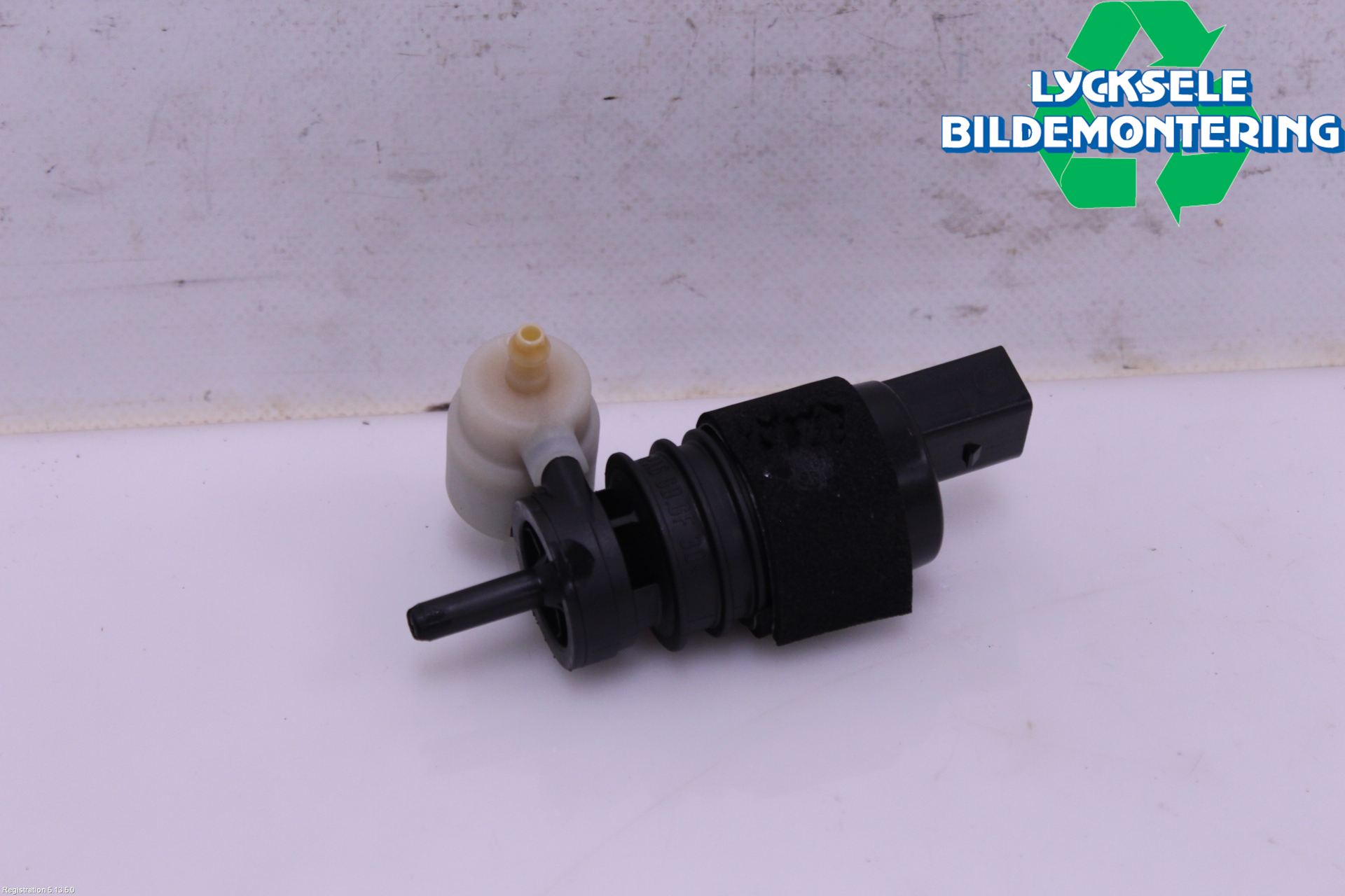 Audi Q7/SQ7 Spolarpump Vindruta