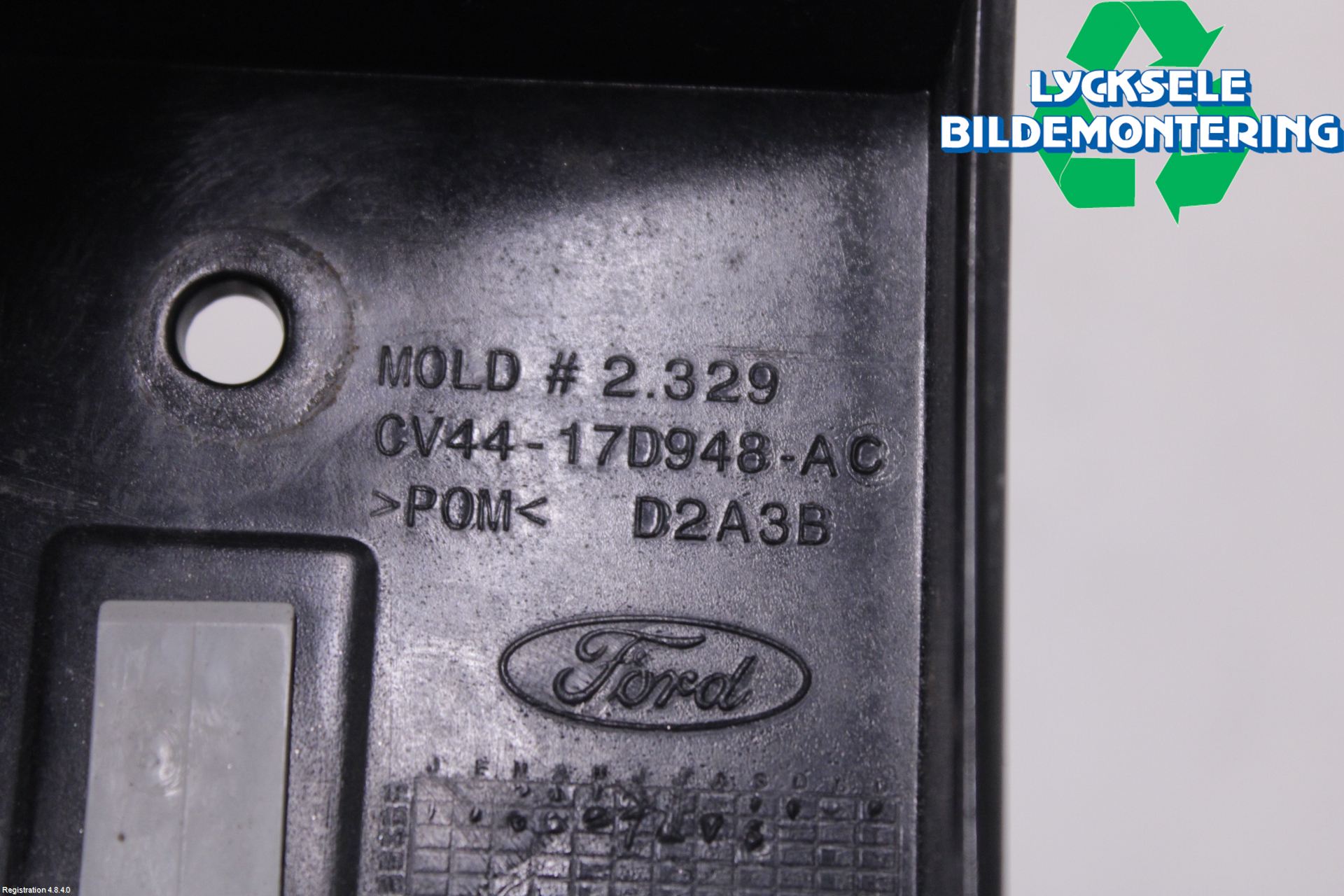 Ford KUGA 13-16 Stötfångarfäste Bak Hö