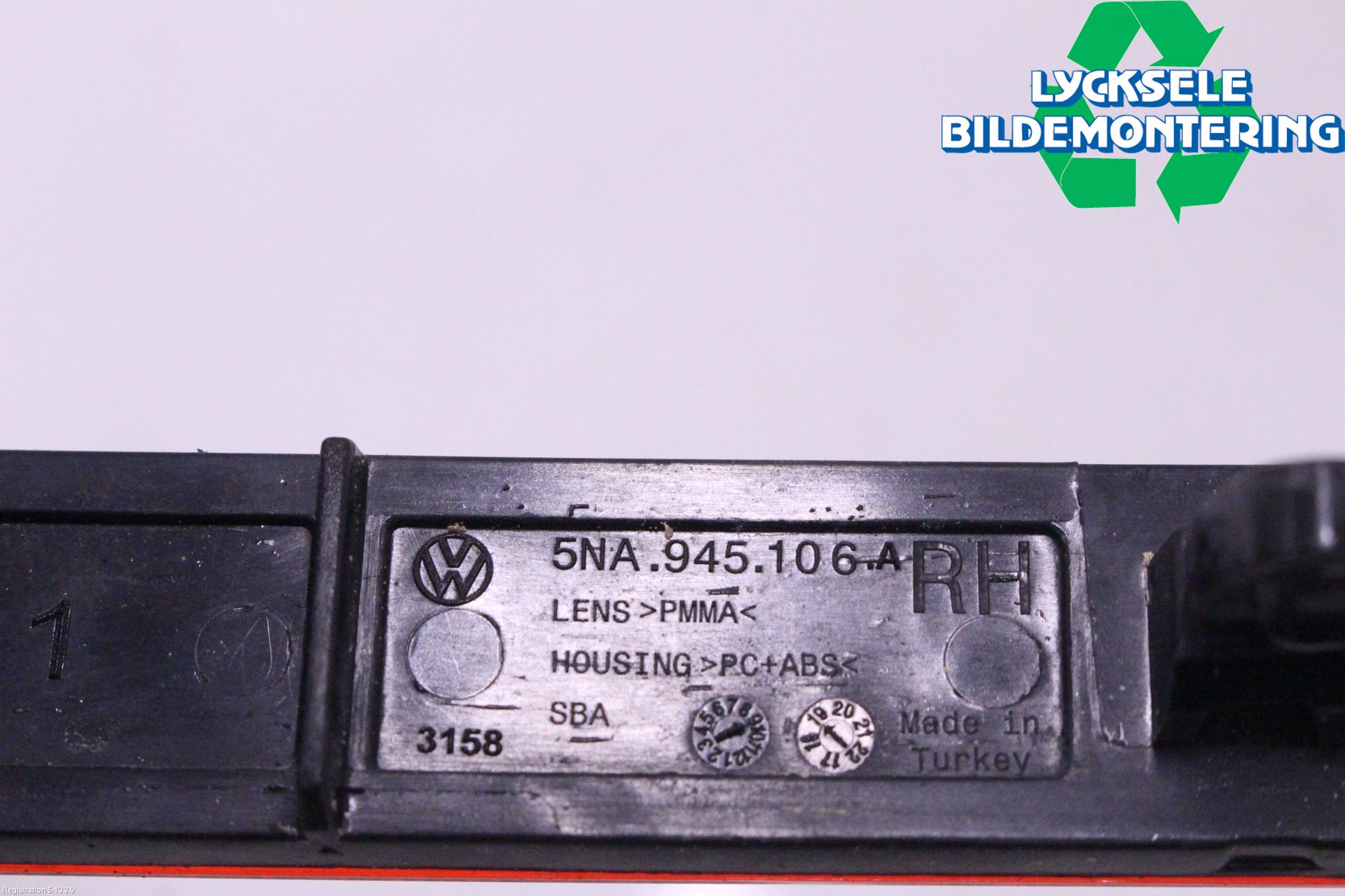 Volkswagen VW TIGUAN 16-24 Dimljus/Reflex Bak