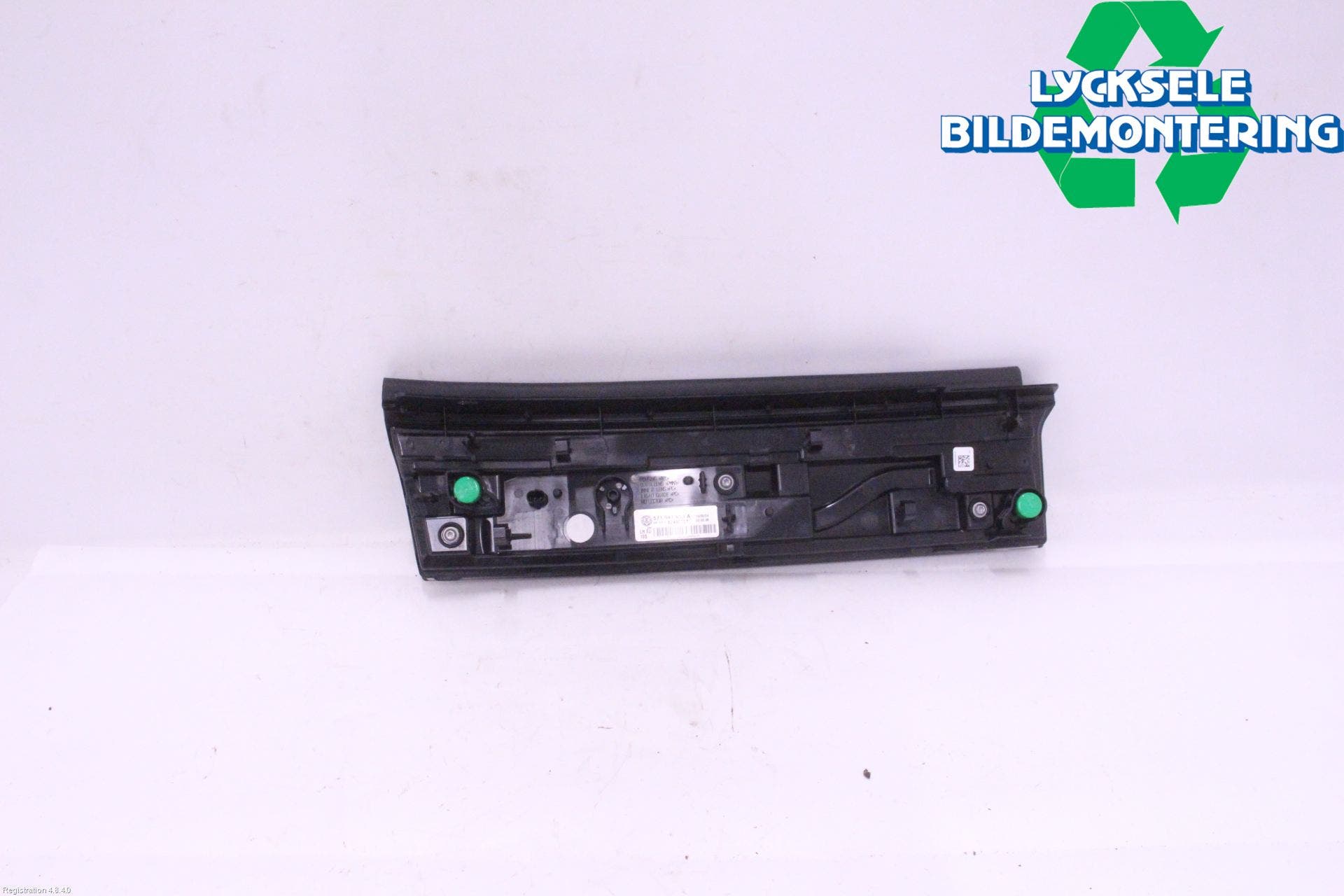 Alfa VW TIGUAN 24- Dimljussarg Fram