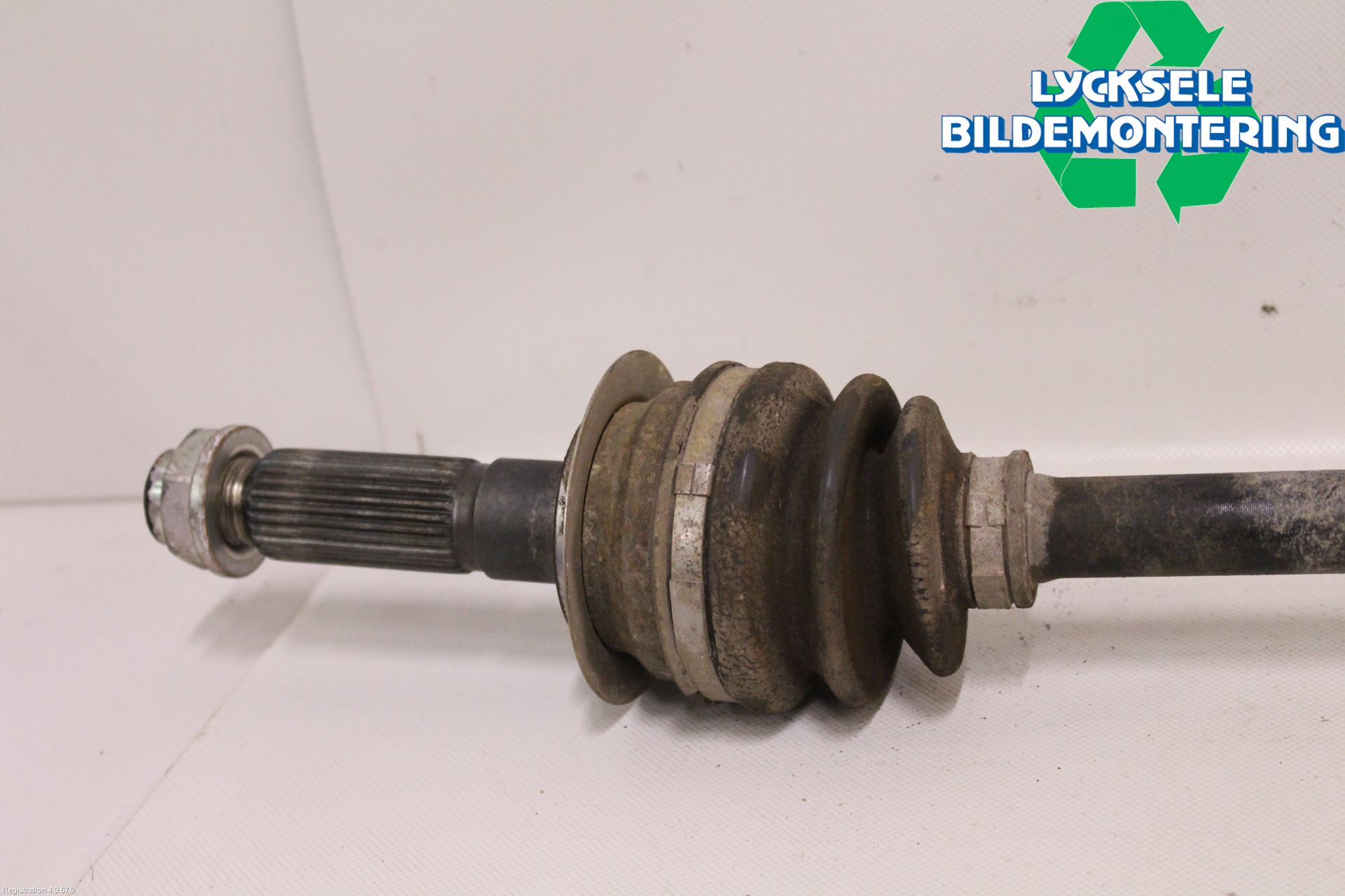 Subaru IMPREZA IV 13-17 Drivaxel Bak Höger