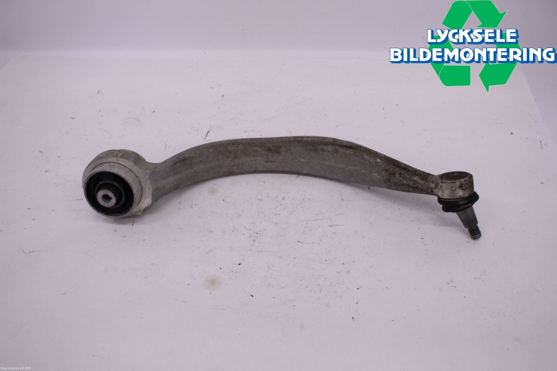 Audi Q5/SQ5 17- Bärarm Fram Undre Hö