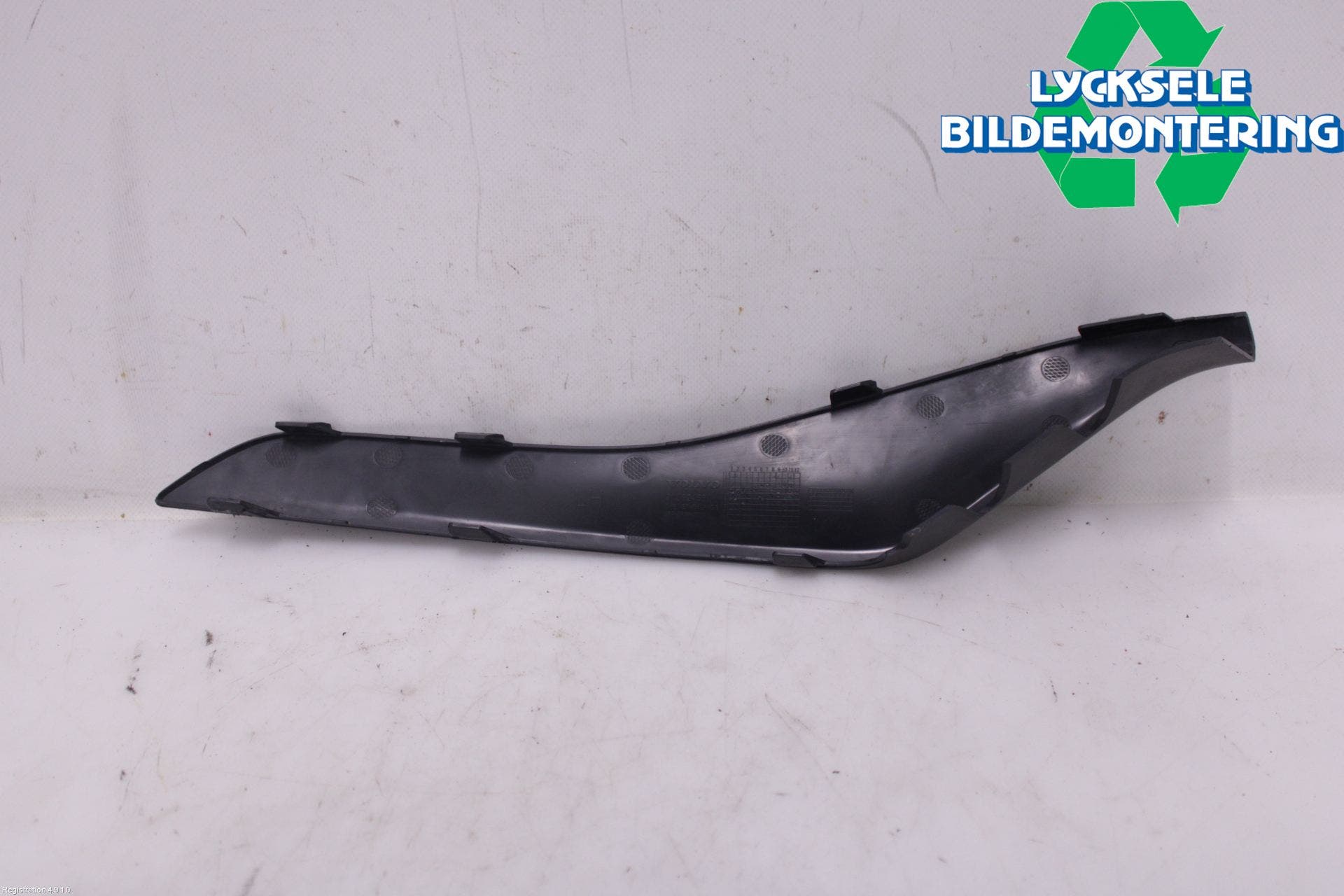 Volvo XC60 14-17 Stötfångarlist Fram