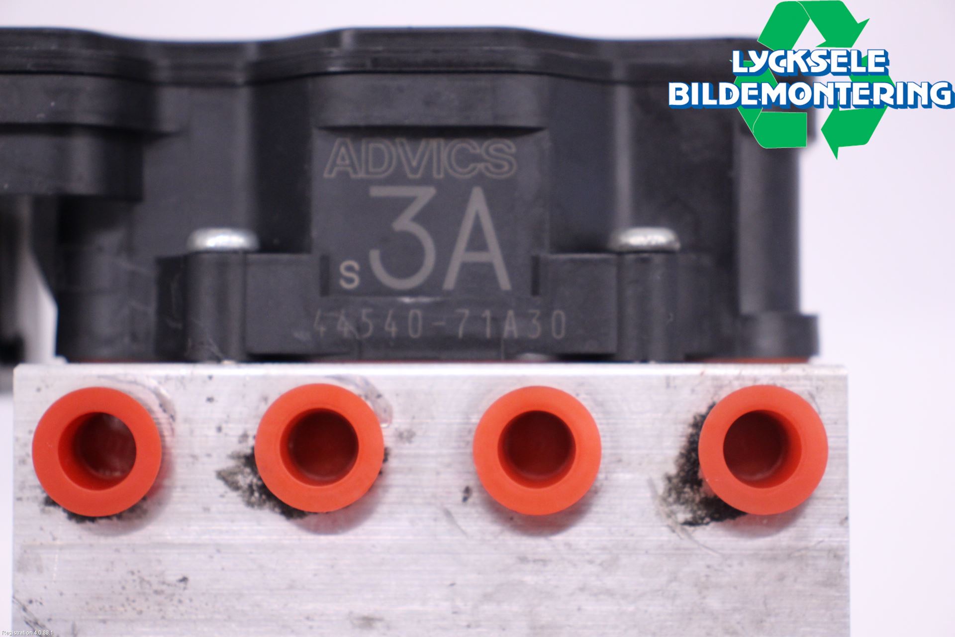 Toyota HILUX 16- Abs Hydraulpump