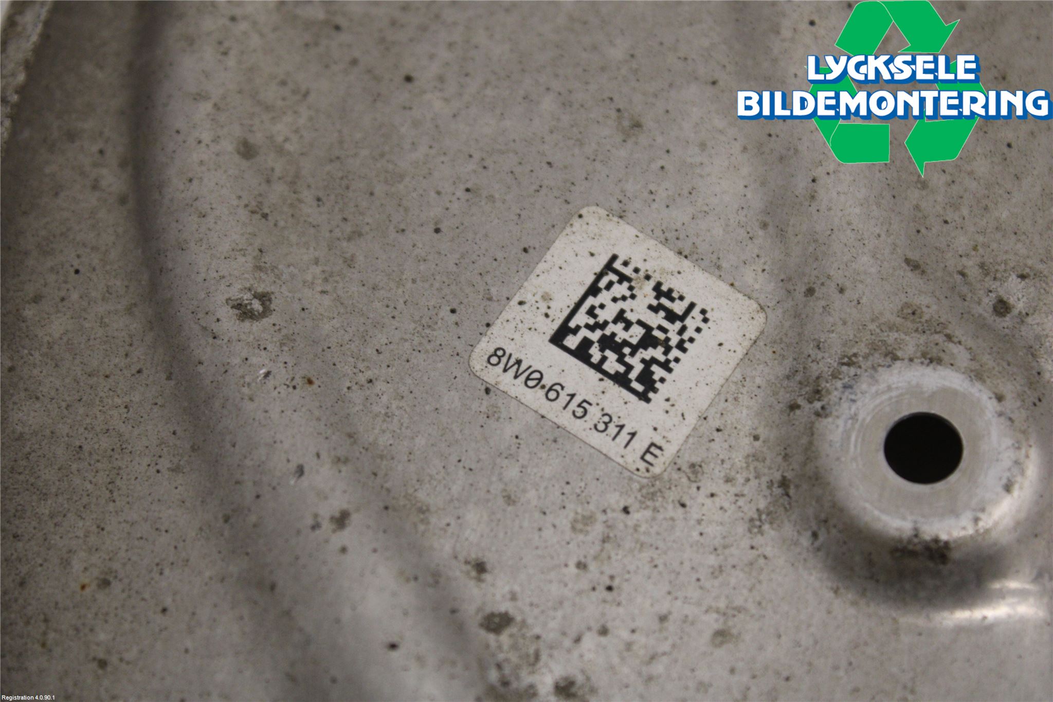 Audi A6 F2/C8 19- Bromssköld Fram