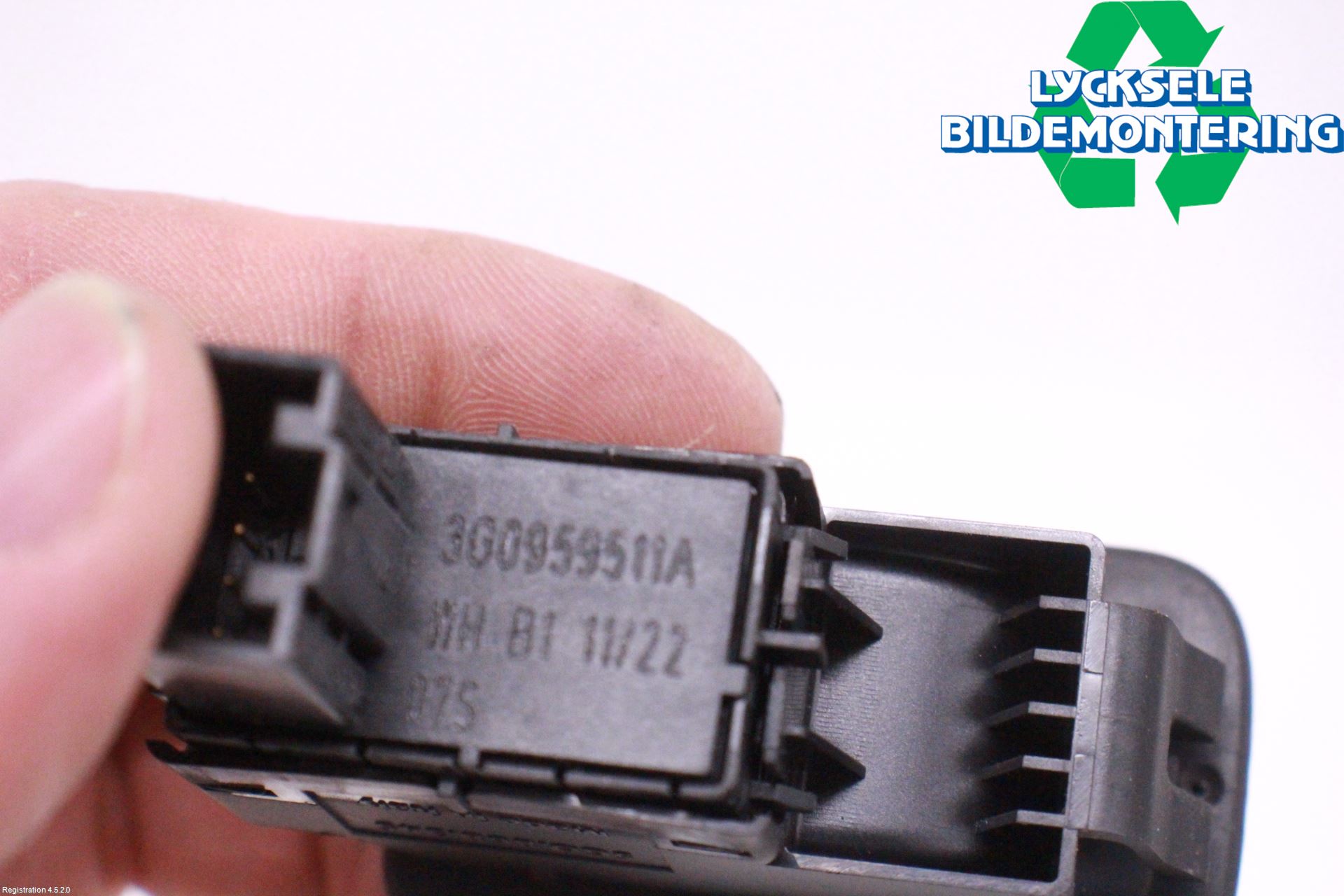 Volkswagen VW PASSAT 20-24 Strömställare Dragkrok