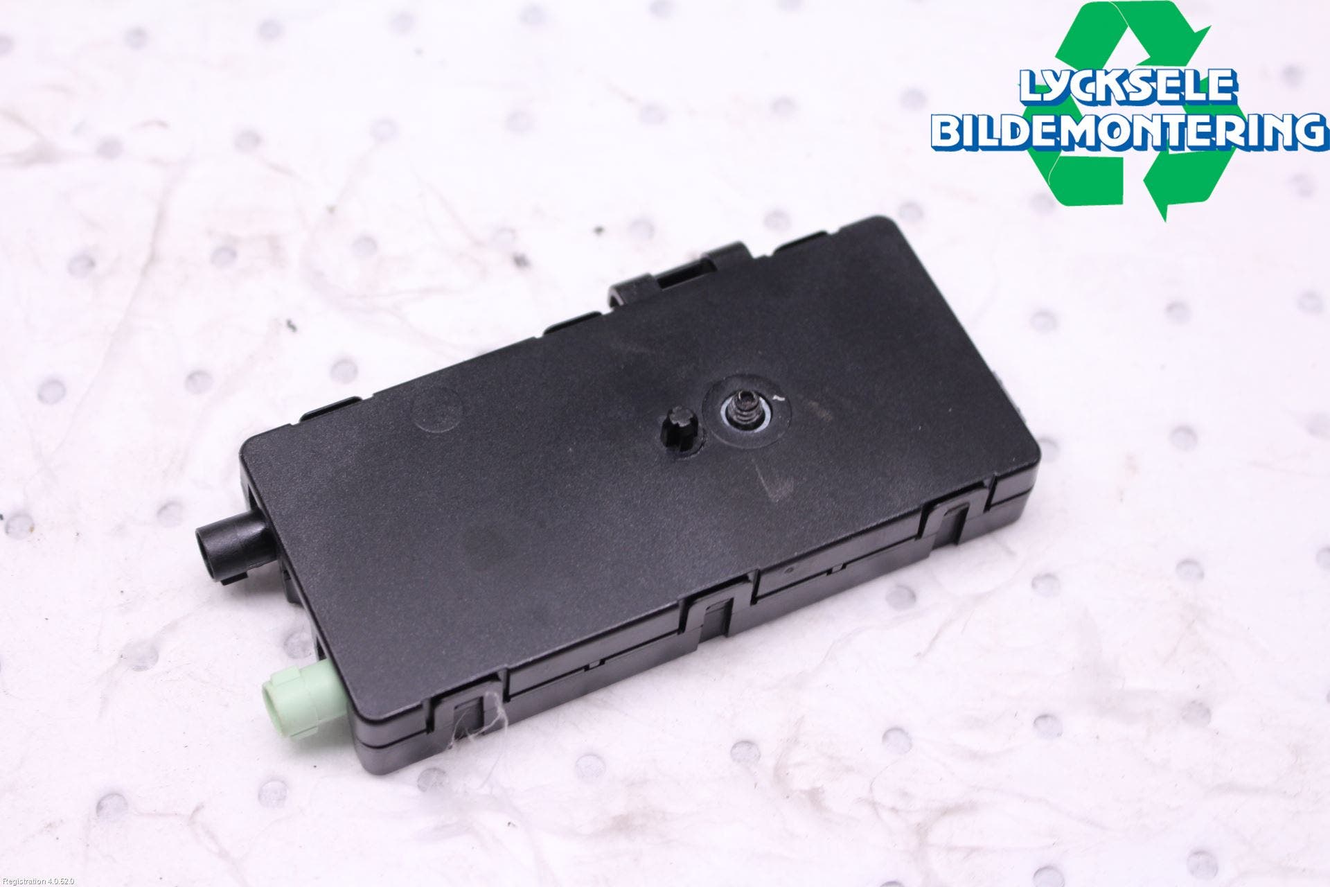 BMW 1 F20/F21 11-19 Antennförstärkare