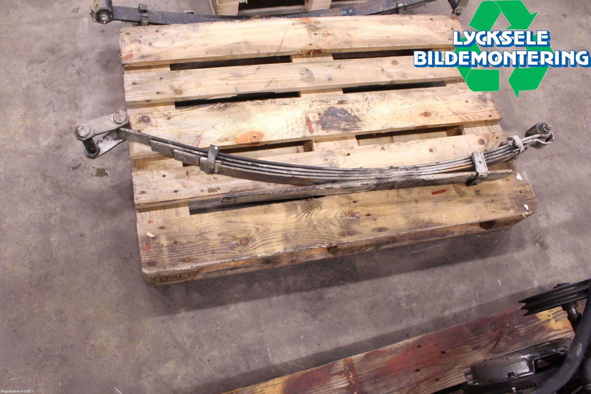 Mitsubishi L200 16-23 Fjäder Bak Blad