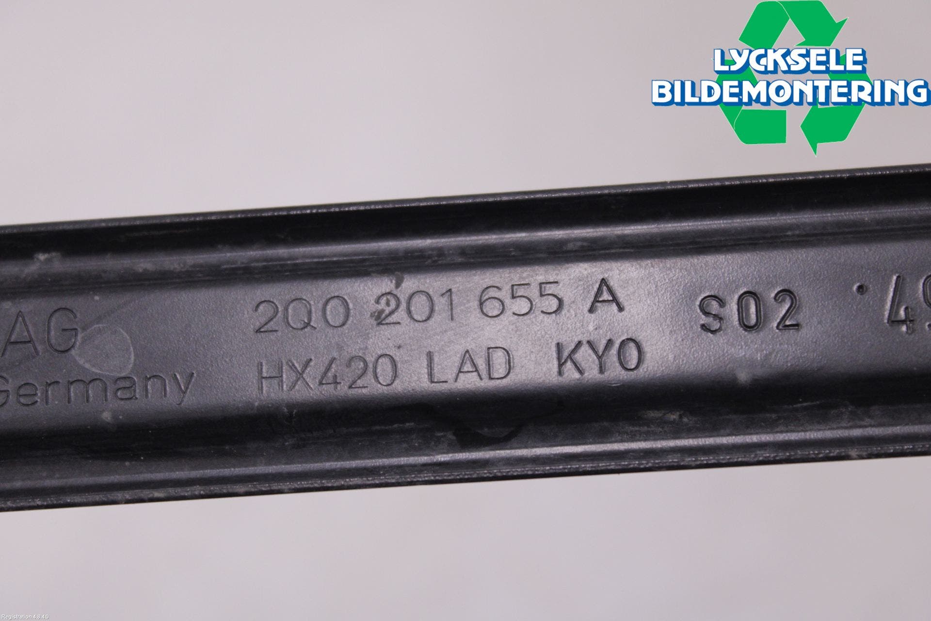 Volkswagen VW TAIGO 22- Bränsletanksband