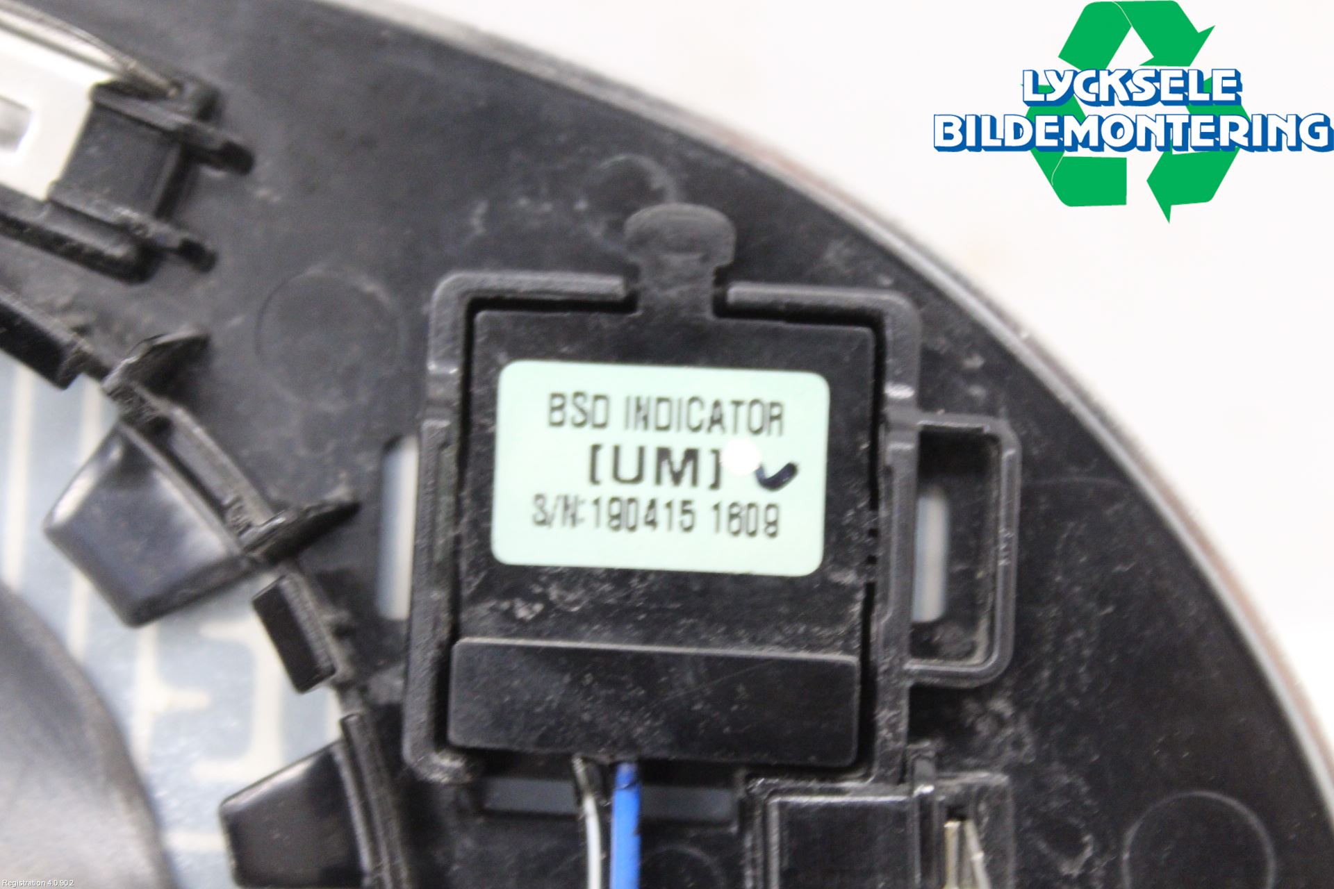 Kia SORENTO 15-20 Spegelglas Vä