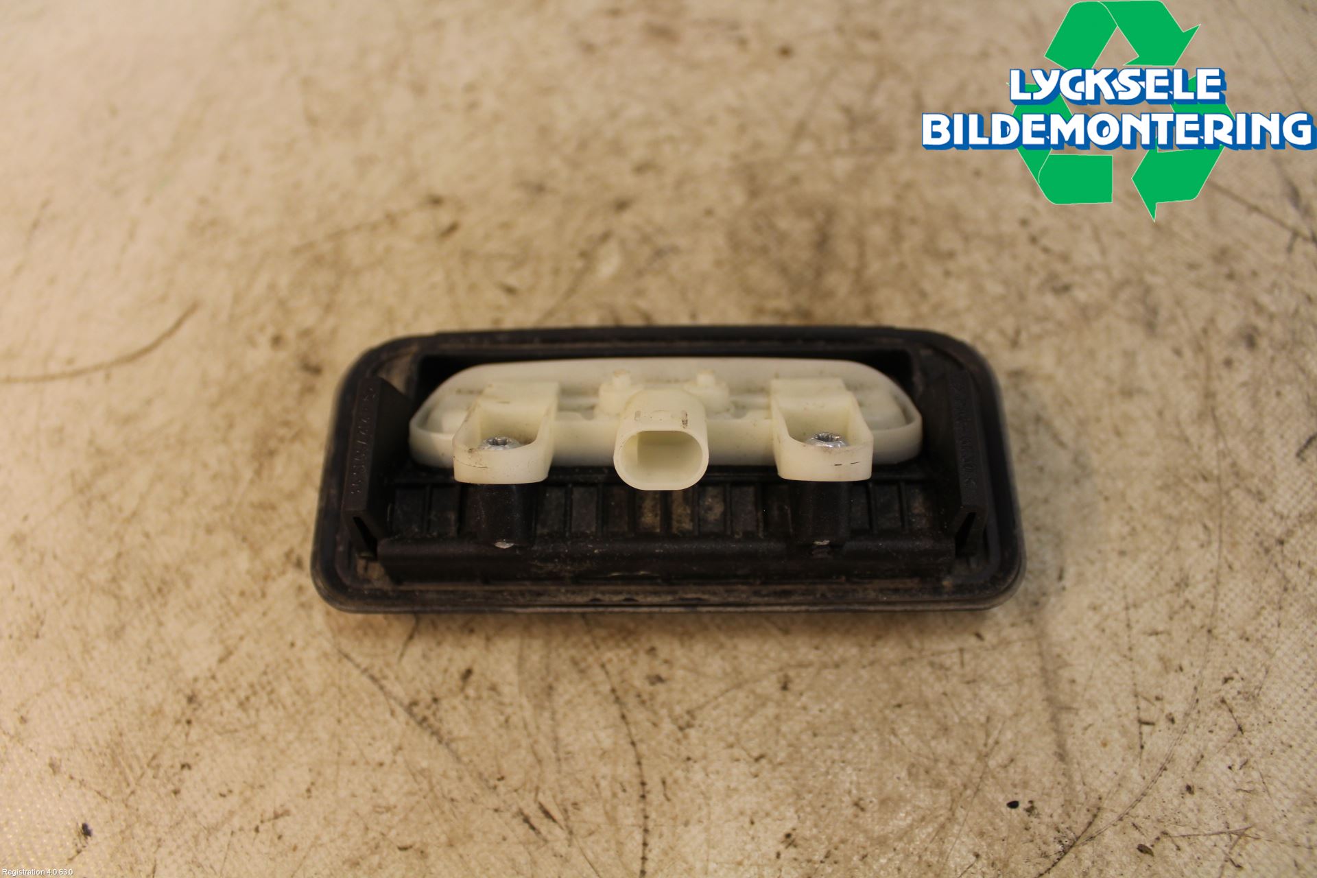 Mercedes-Benz MB E-KLASS (W212) 09-16 Bakluckehandtag