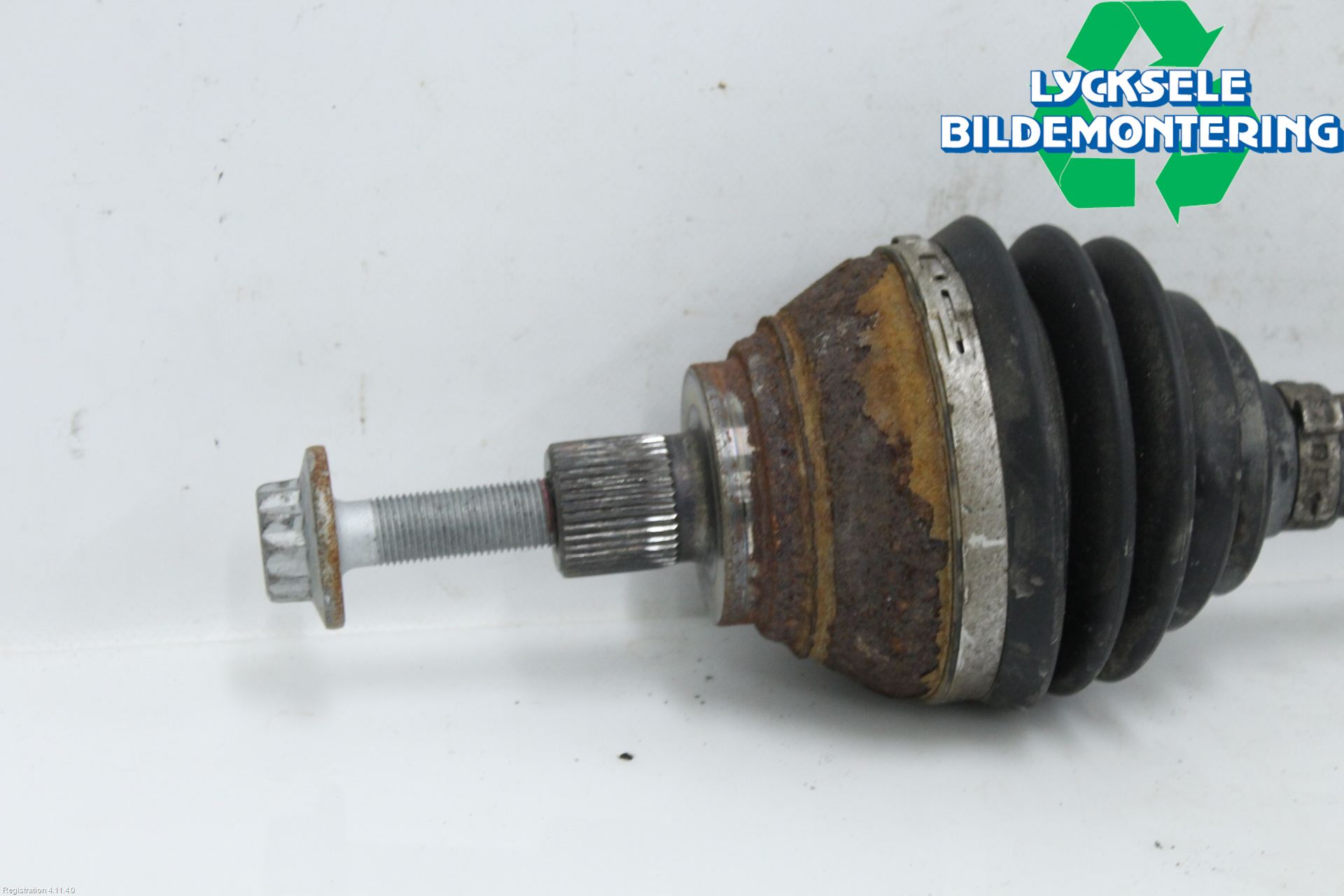 Volkswagen VW ID.7/TOURER 24- Drivaxel Bak Vänster