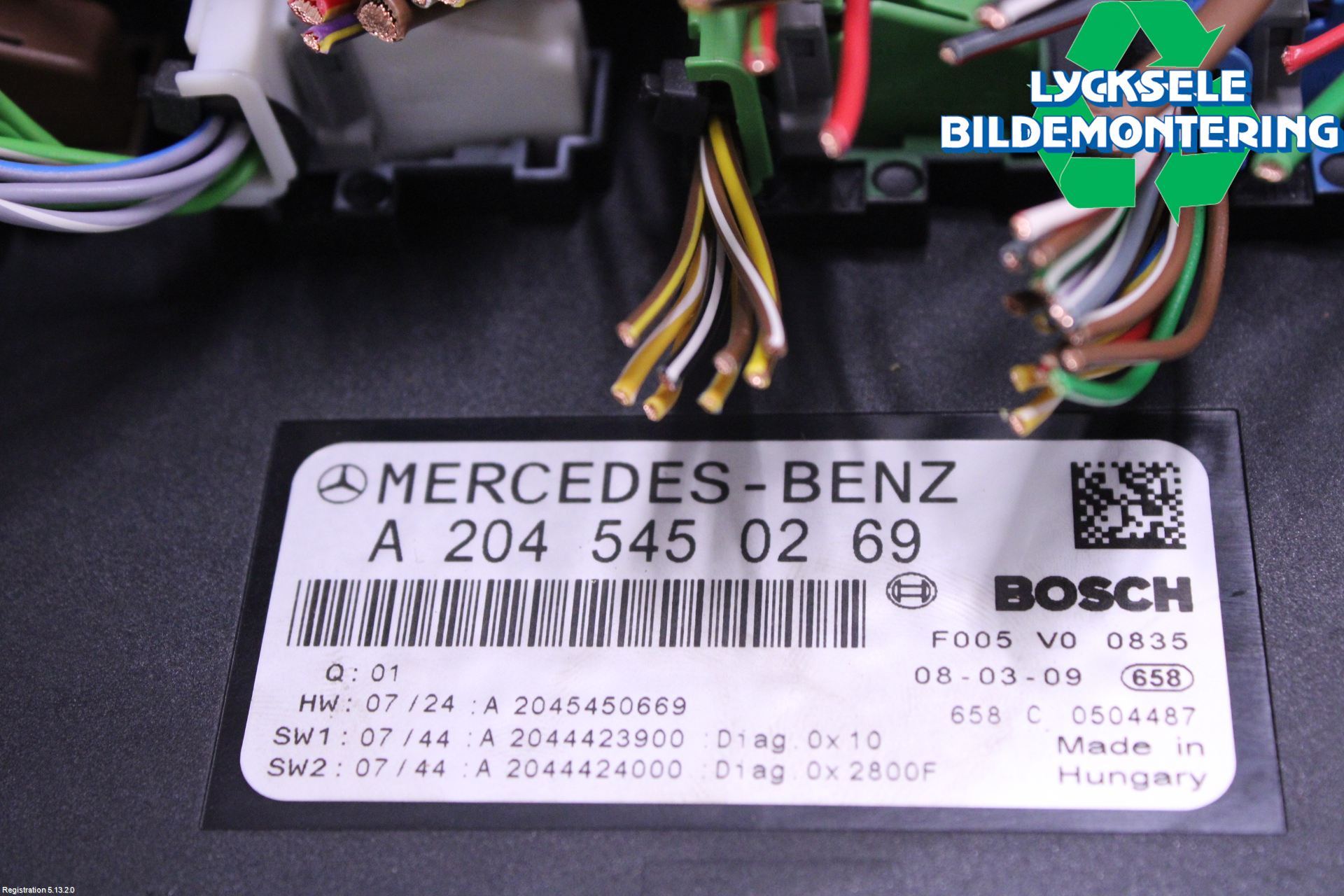 Mercedes-Benz MB C-KLASS (W204) 07-15 Säkringsdosa-Elcentral