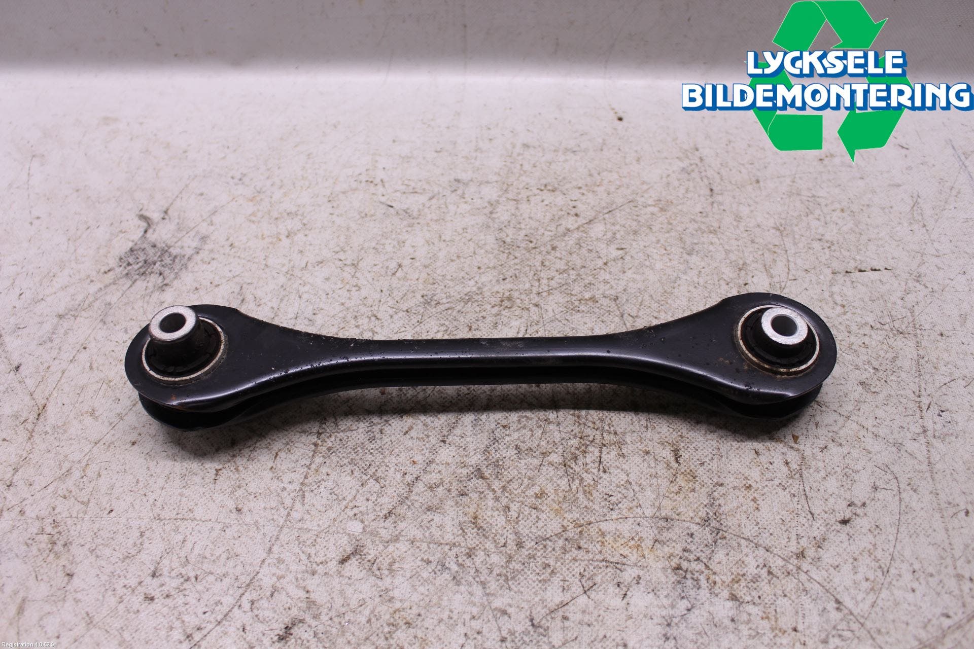 Volkswagen VW PASSAT 15-19 Bärarm Bak Höger