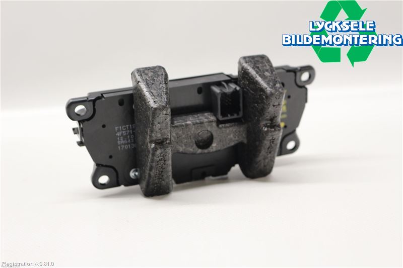 Ford KUGA 17-19 Cd Radio - Multimediapanel