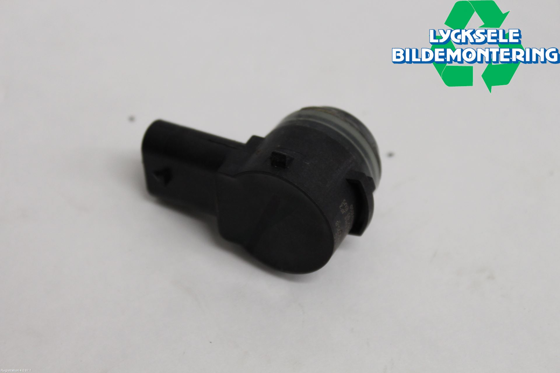 Volkswagen VW T-ROC 18- Parkeringshjälp Frontsensor