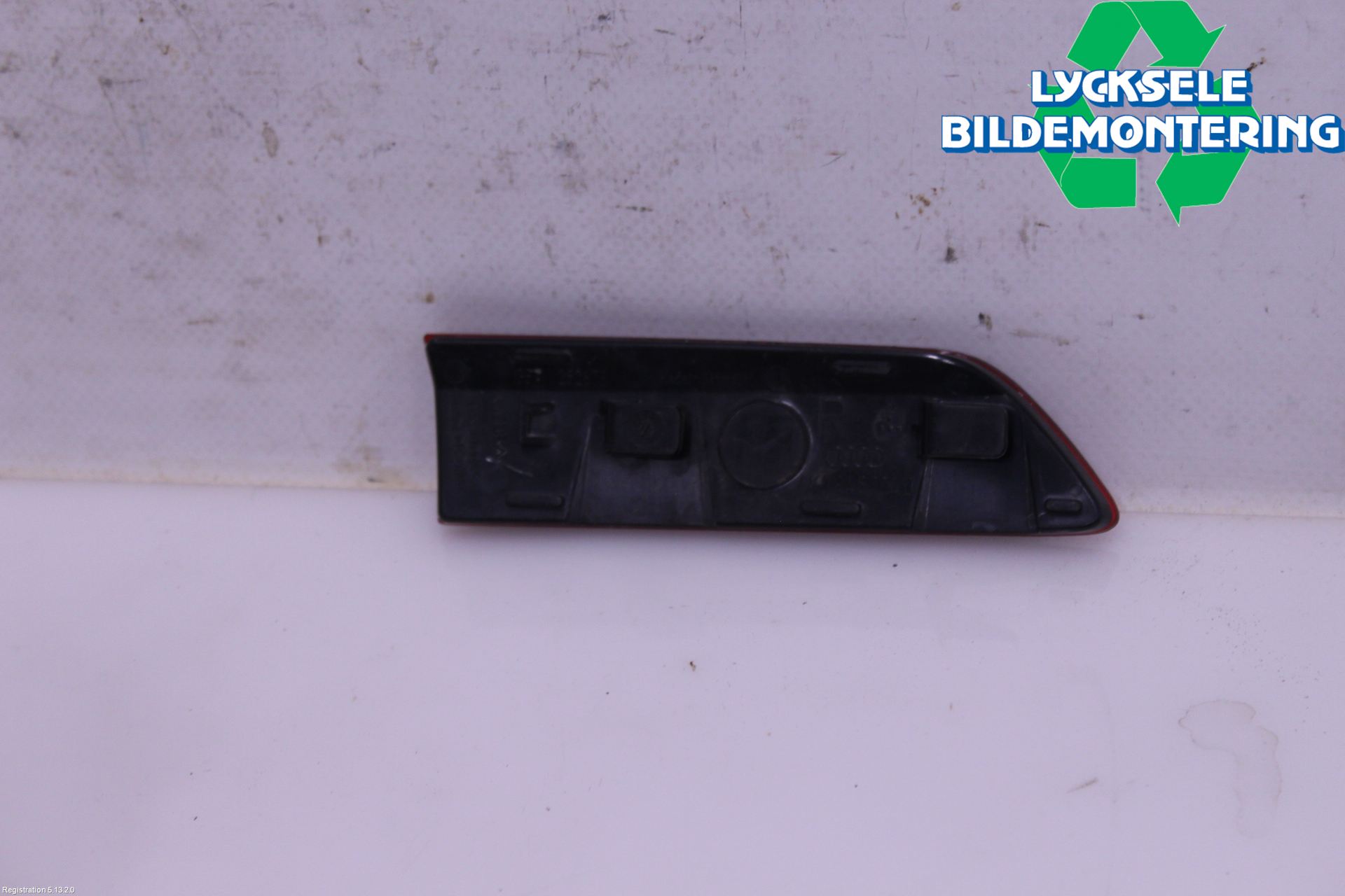 Audi A6 F2/C8 19- Dimljus/Reflex Bak