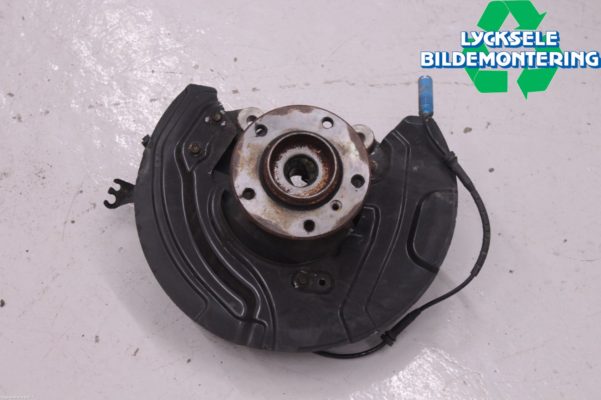 BMW X1 E84 10-15 Styrspindel Lagerhus Vä