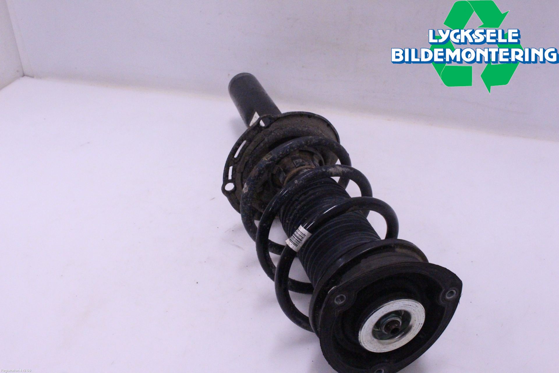 Volkswagen VW GOLF / E-GOLF VII 13-20 Fjäderben Fram Höger