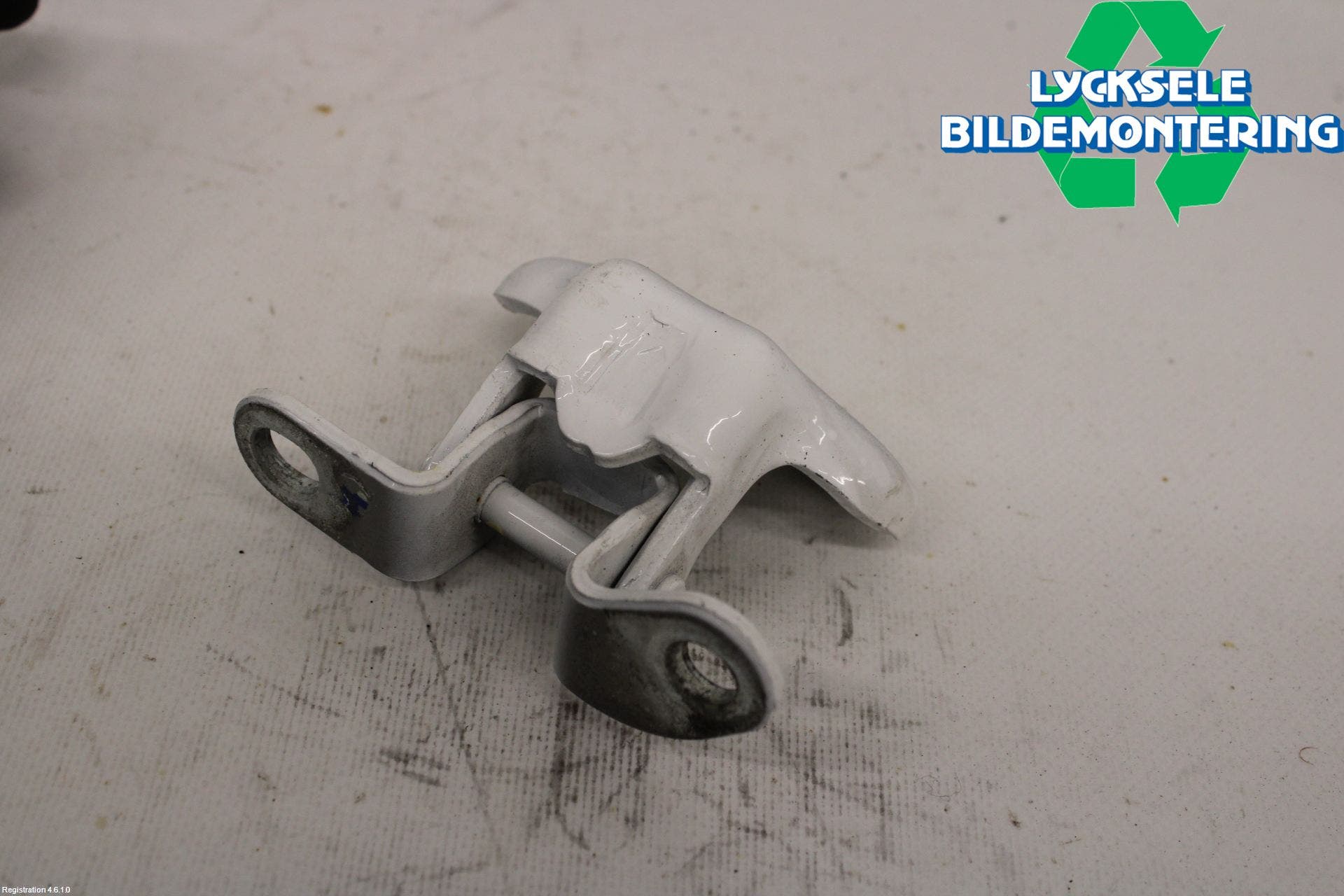 Toyota HILUX 16- Dörrgångjärn