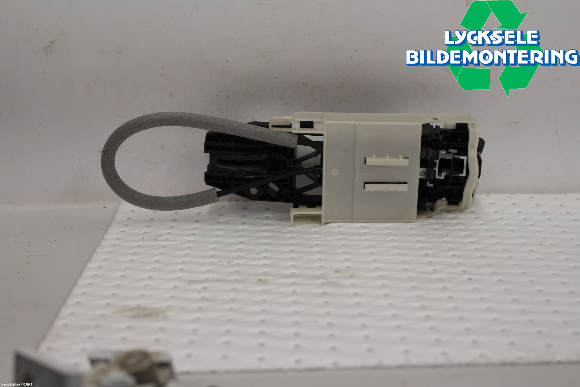 Volkswagen VW TOUAREG 7P 11-18 Dörrhandtag Yttre Hö