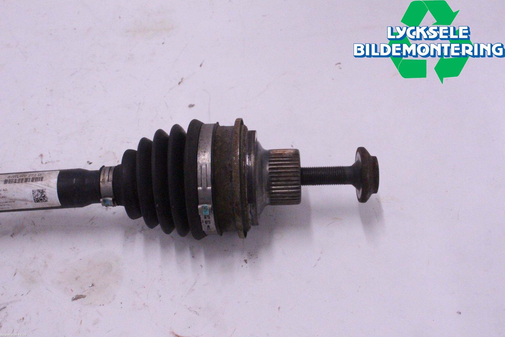 Audi A4/S4 B9 16-19 Drivaxel Fram Vänster