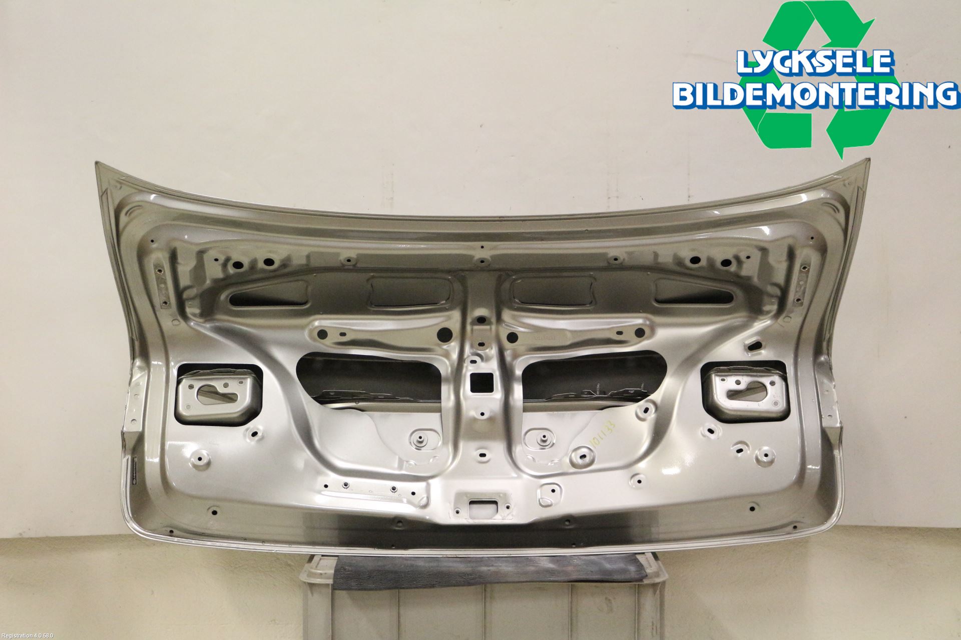 Lexus IS 250/350 14-20 Baklucka (Ej Med Ruta)