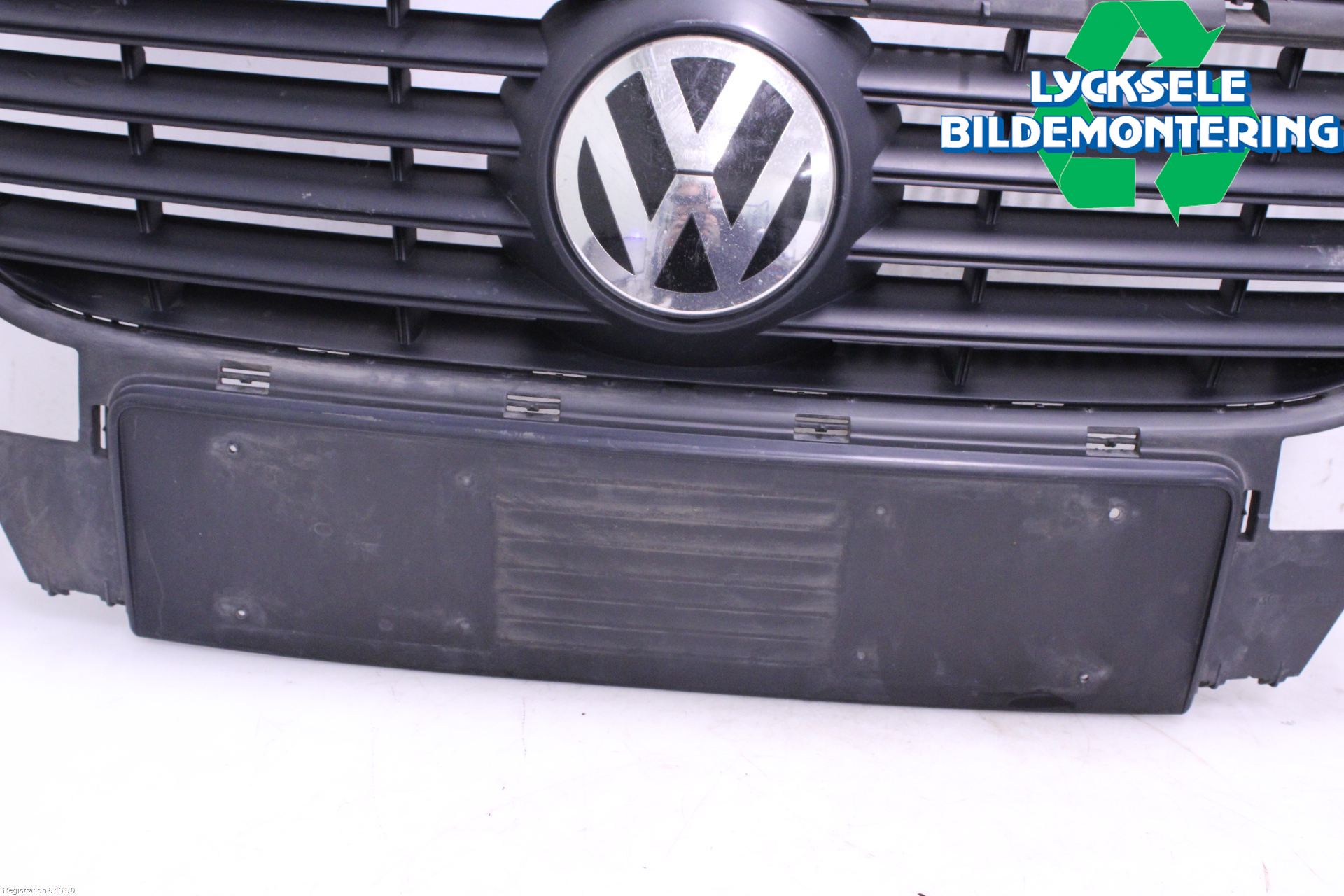 Volkswagen VW PASSAT 05-11 Grill Komp