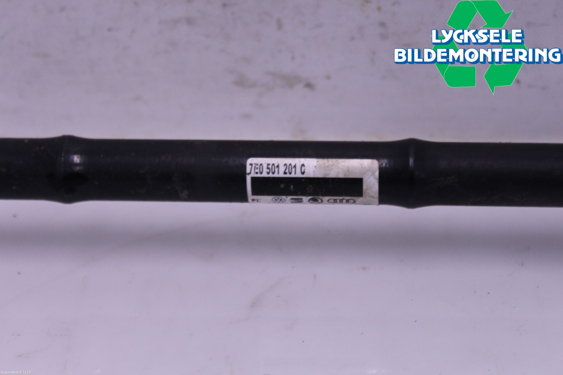 Volkswagen VW TRANSP/CARAVELLE (T6) 16-22 Drivaxel Bak Vänster