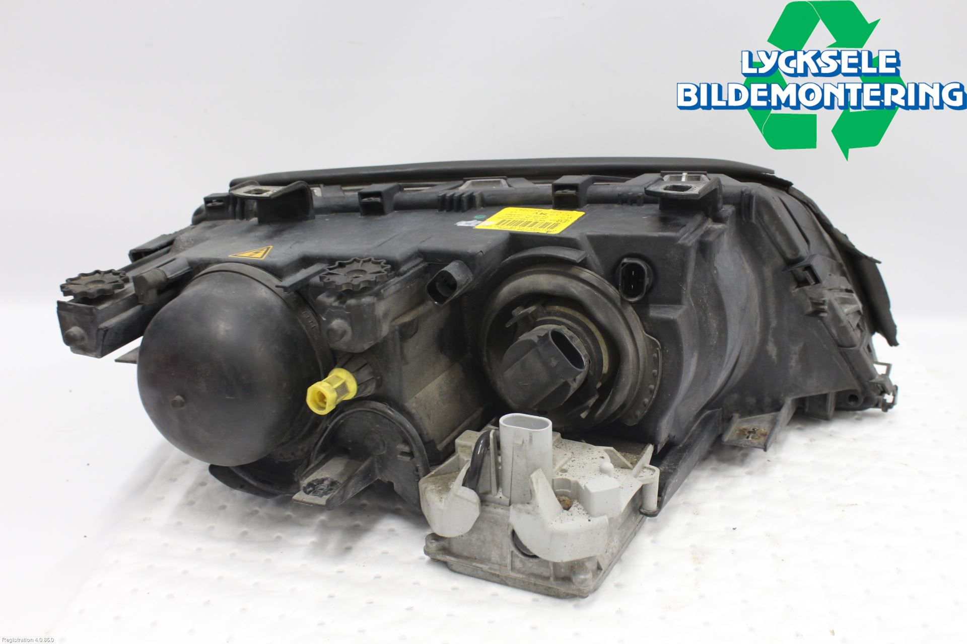 BMW 3 E46      98-05 Strålkastare Vänster