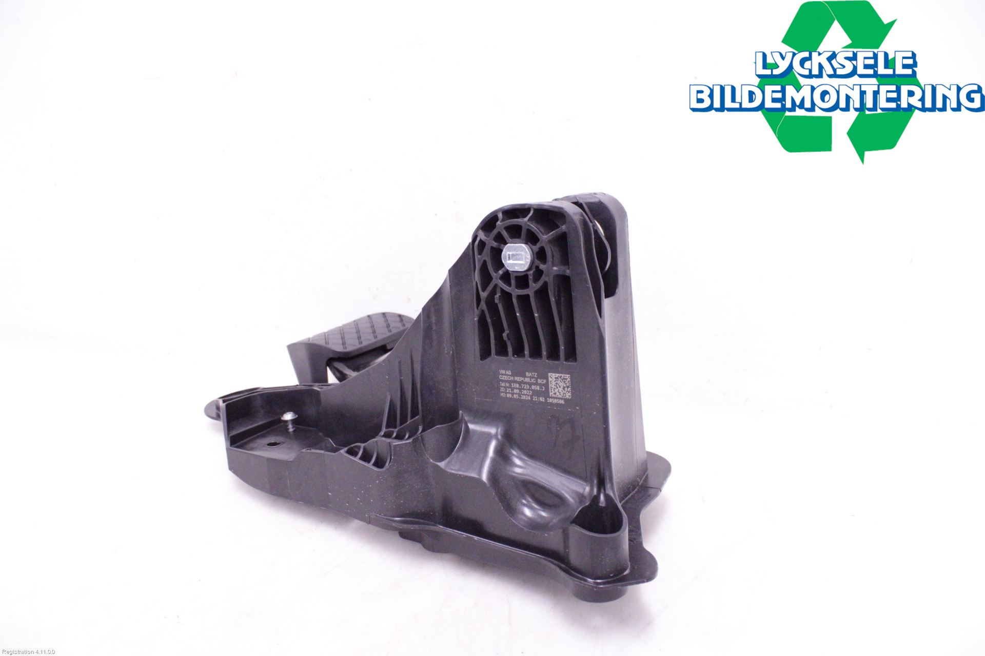 Audi Q4 E-TRON FZ 22- Bromspedal