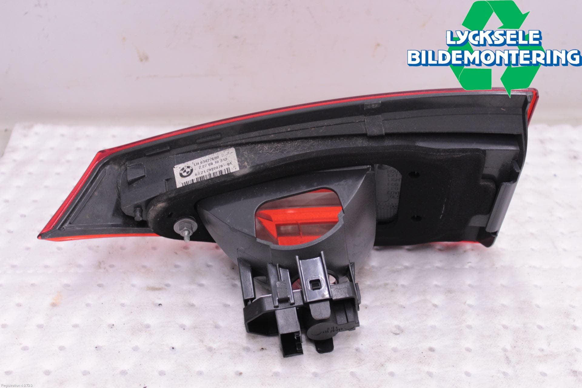 BMW X1 E84 10-15 Bakljus Lucka Vä