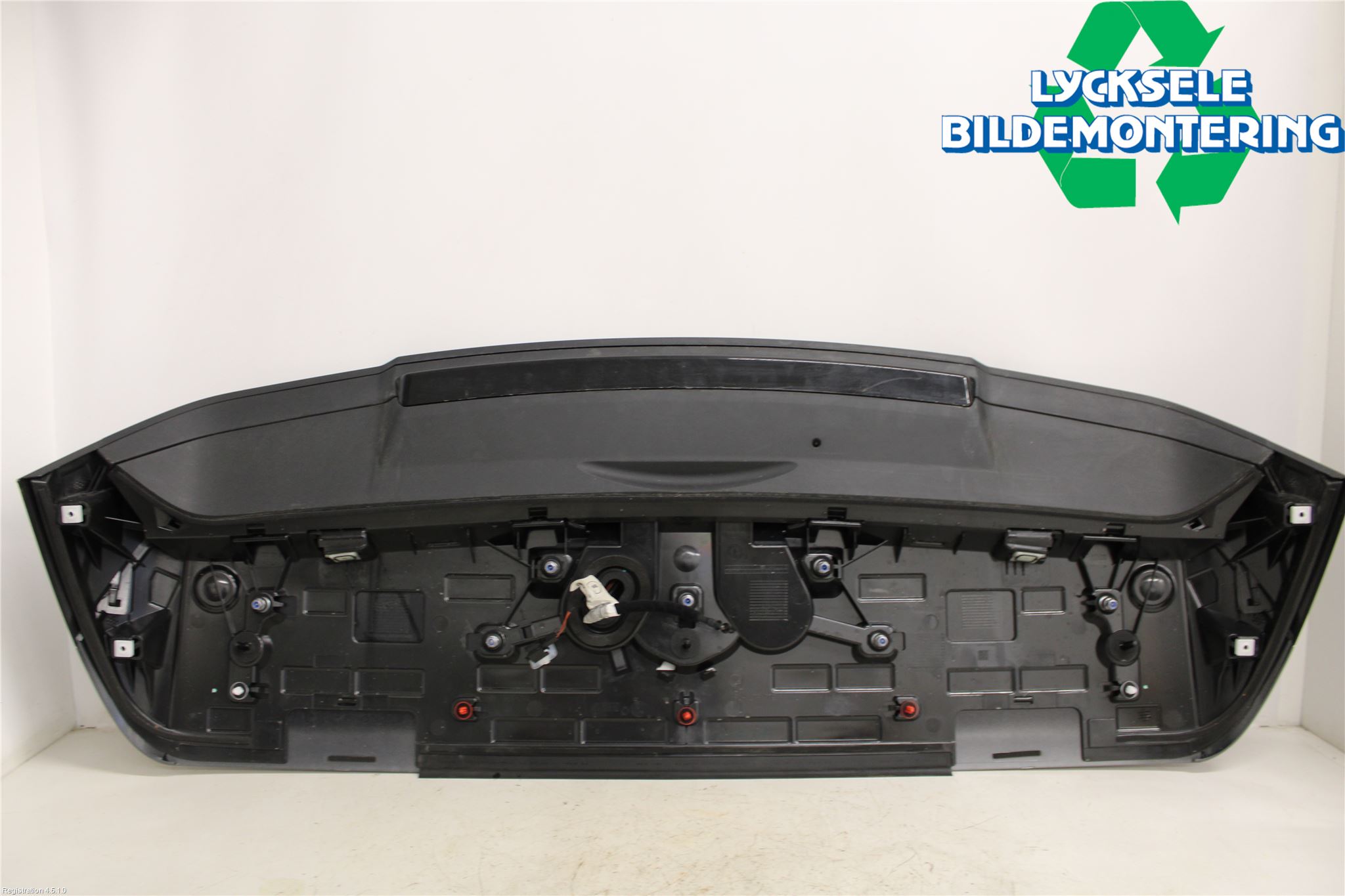 Skoda ENYAQ iV 21- Spoiler Baklucka