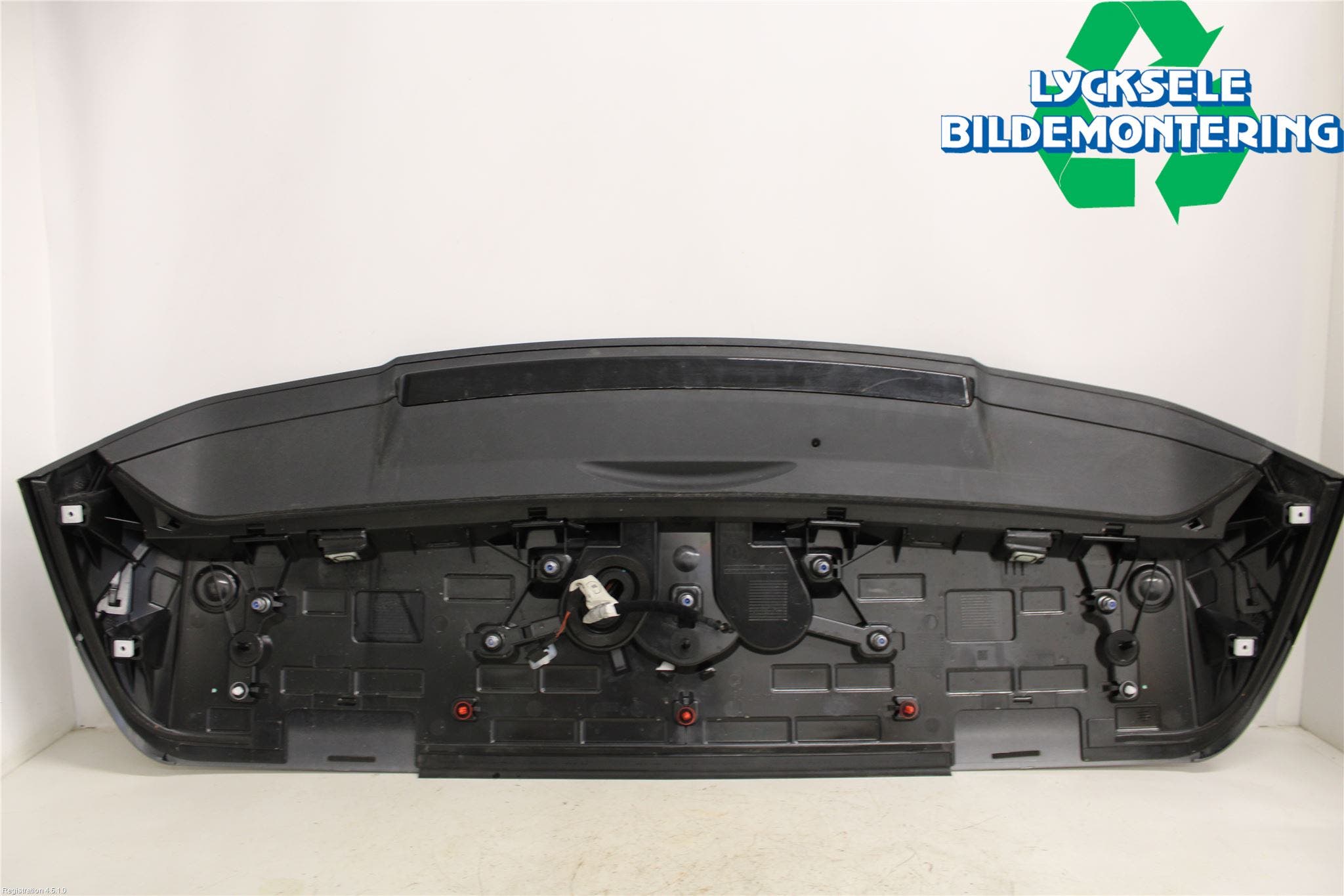 Skoda ENYAQ iV 21- Spoiler Baklucka