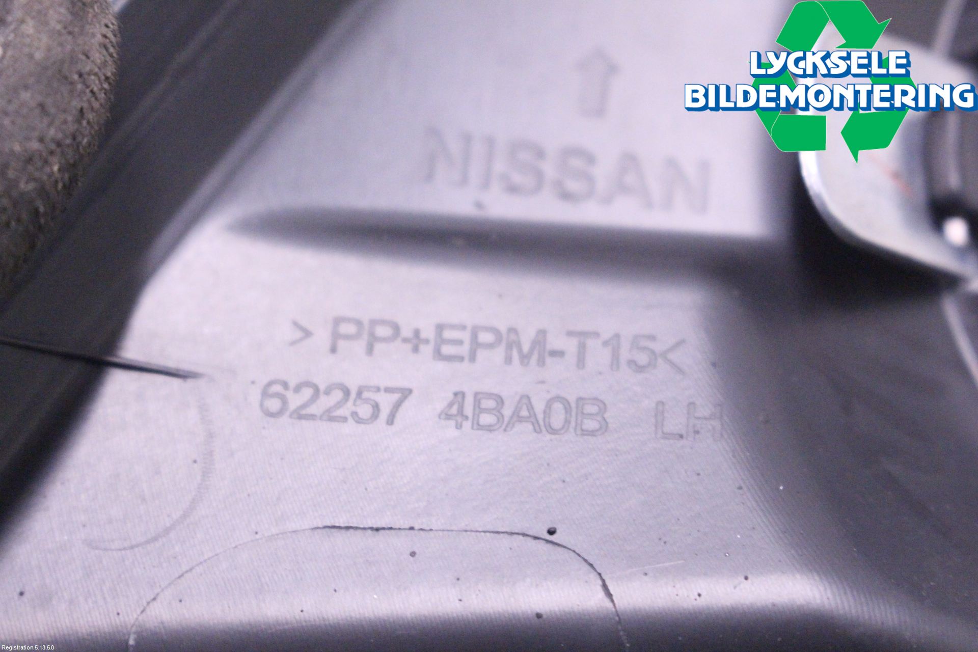 Nissan X-TRAIL 14-21 Dimljussarg Fram